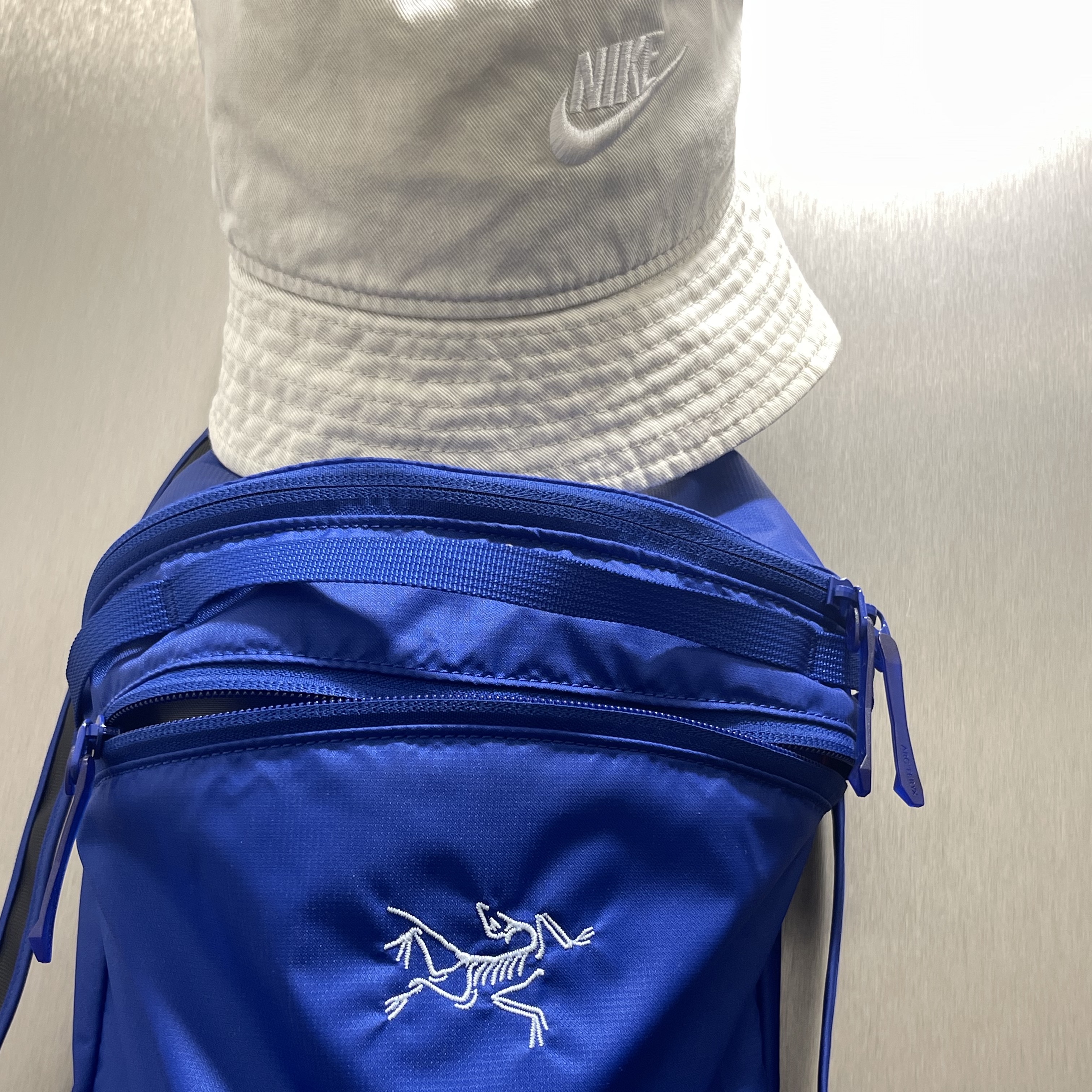 Arc'teryx Heliad 15 Backpack Vitality 착용 스타일