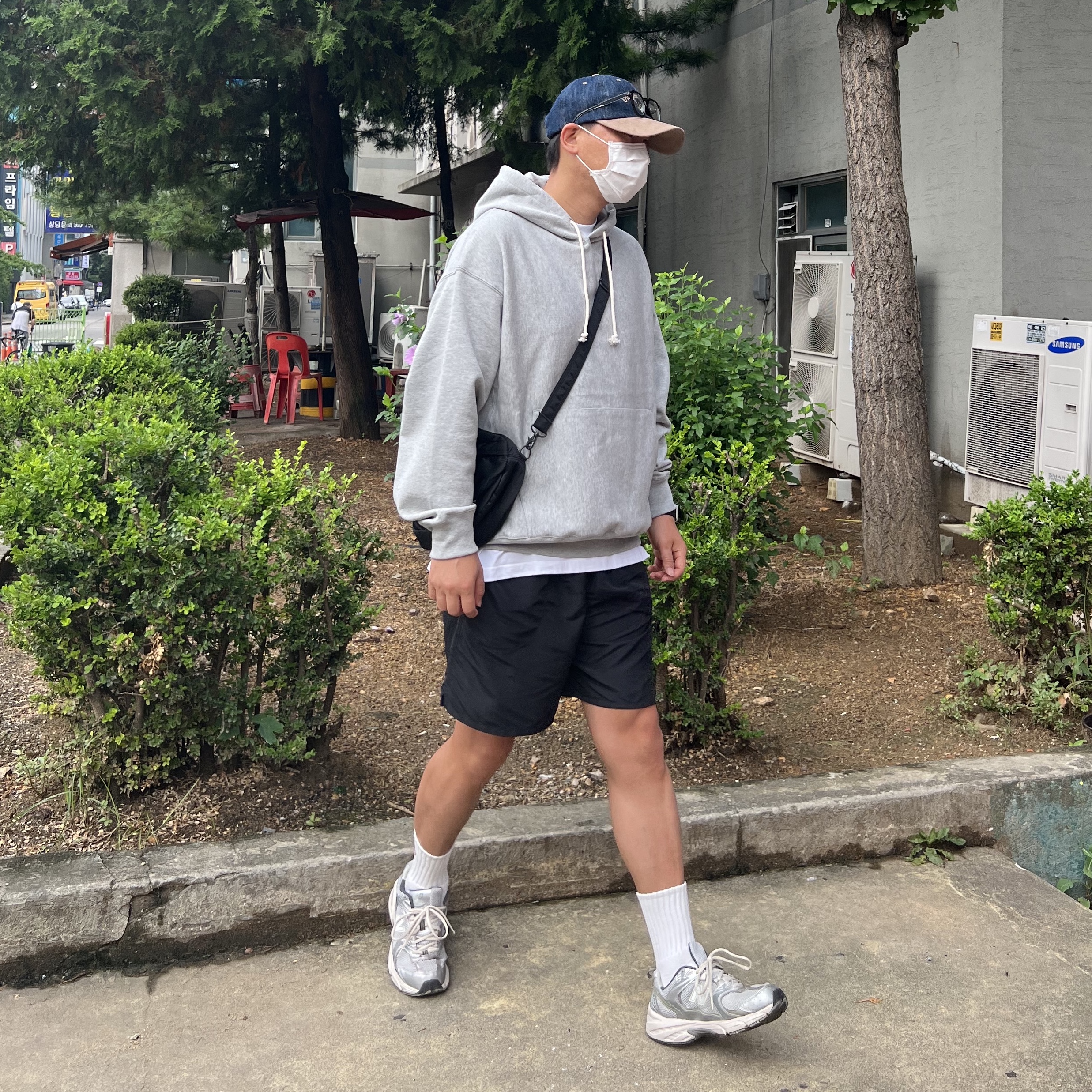 Porter Tanker Shoulder Bag Black, Stussy Stock Water Shorts Black 착용 스타일