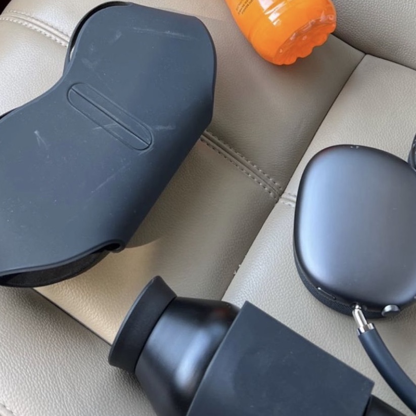 Apple AirPods Max Lightning Space Gray (Korean Ver.) 착용 스타일