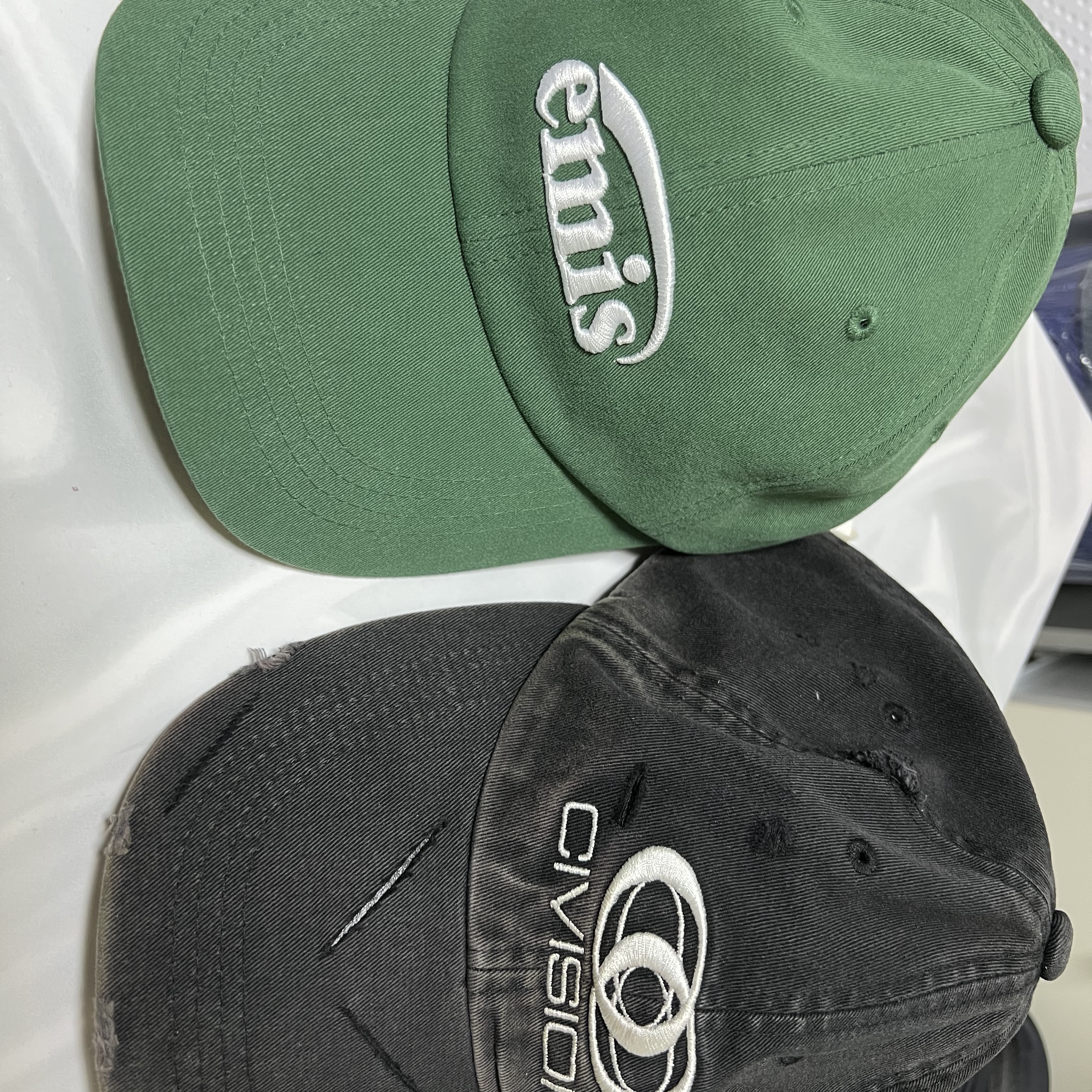 Civision by CSC Vison Destroyed Cap Washed Black 착용 스타일