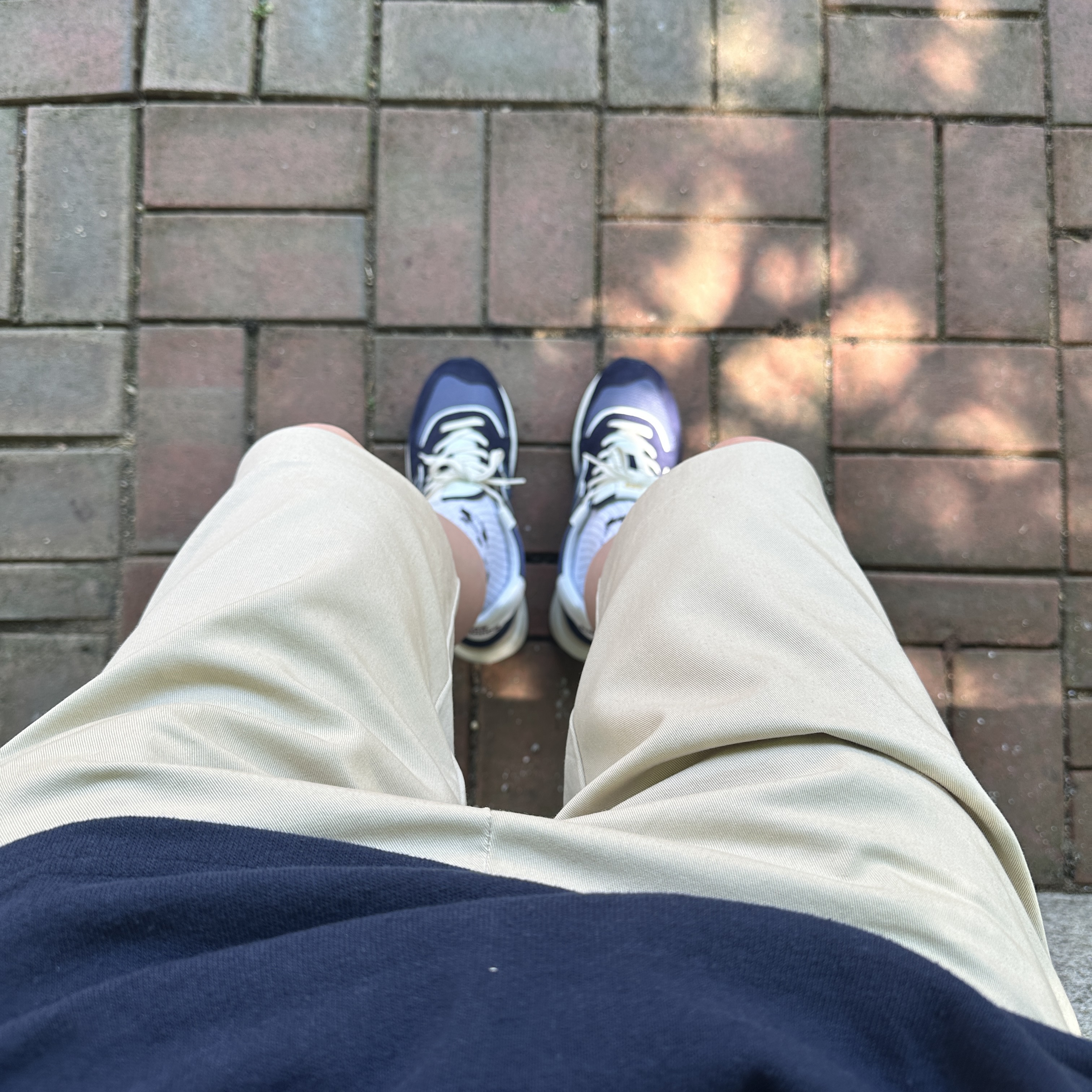 New Balance 574 Legacy Navy 착용 스타일
