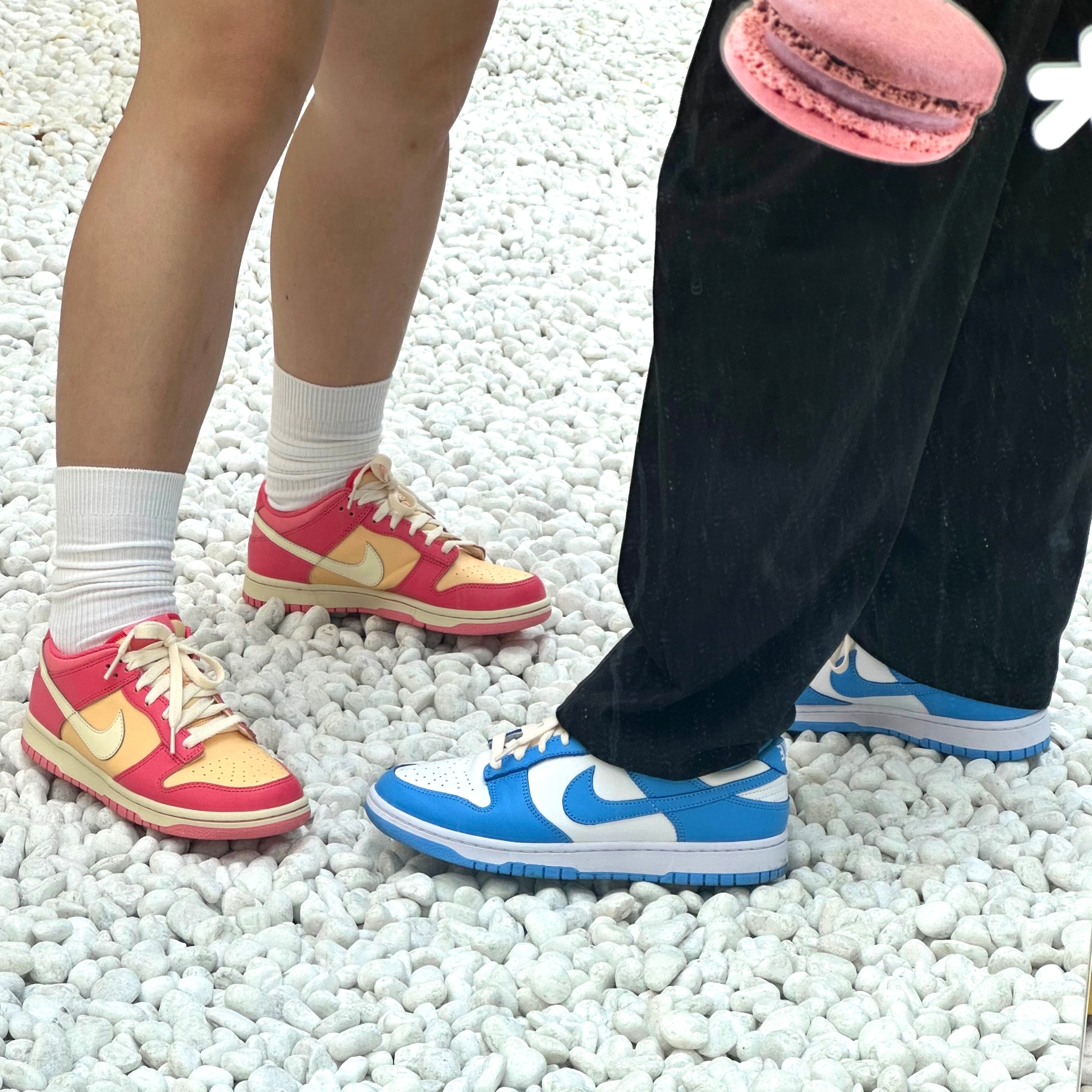 Nike Dunk Low Retro University Blue, (GS) Nike Dunk Low Strawberry Peach 착용 스타일
