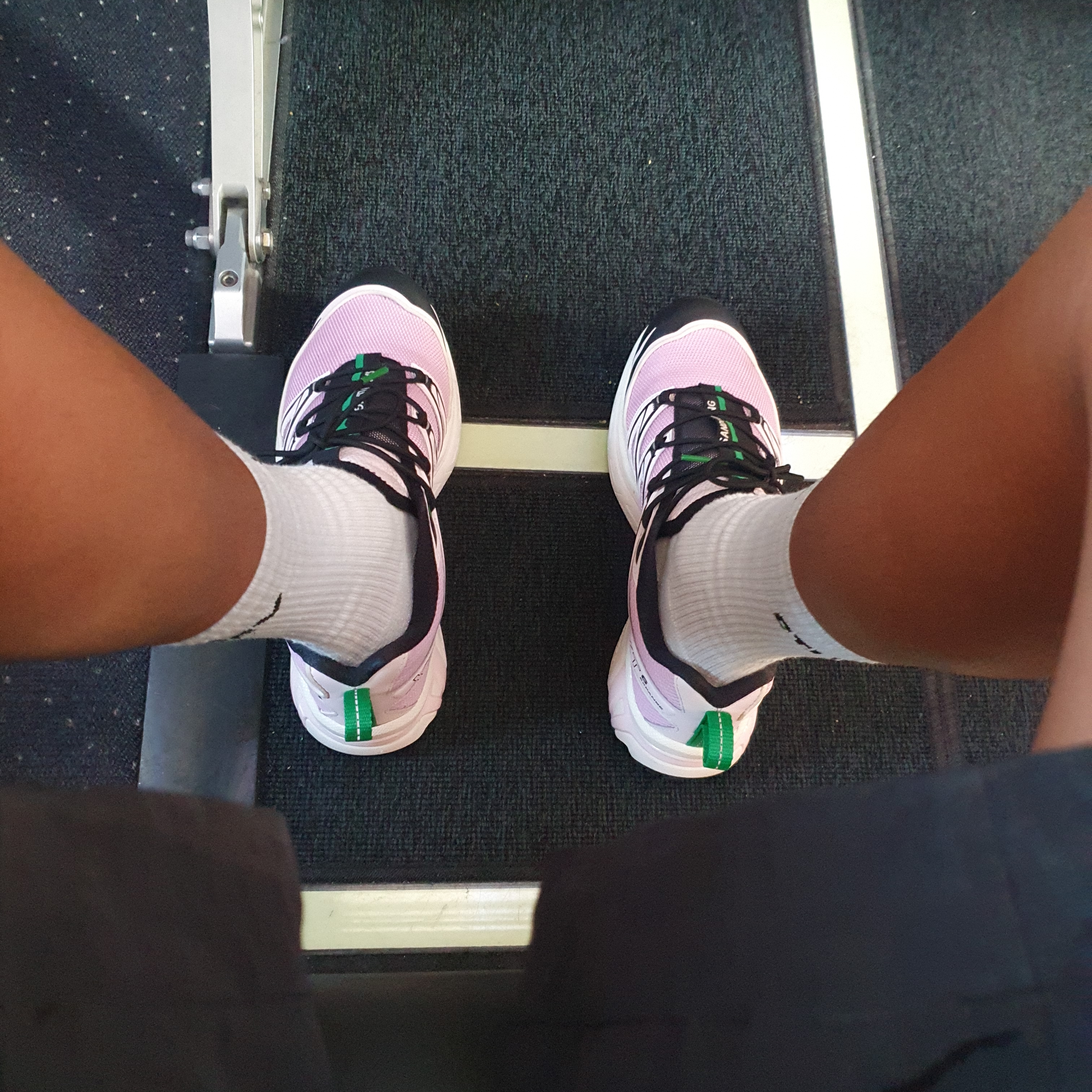 Salomon x Sandy Liang XT-6 Expanse Cradle Pink 착용 스타일