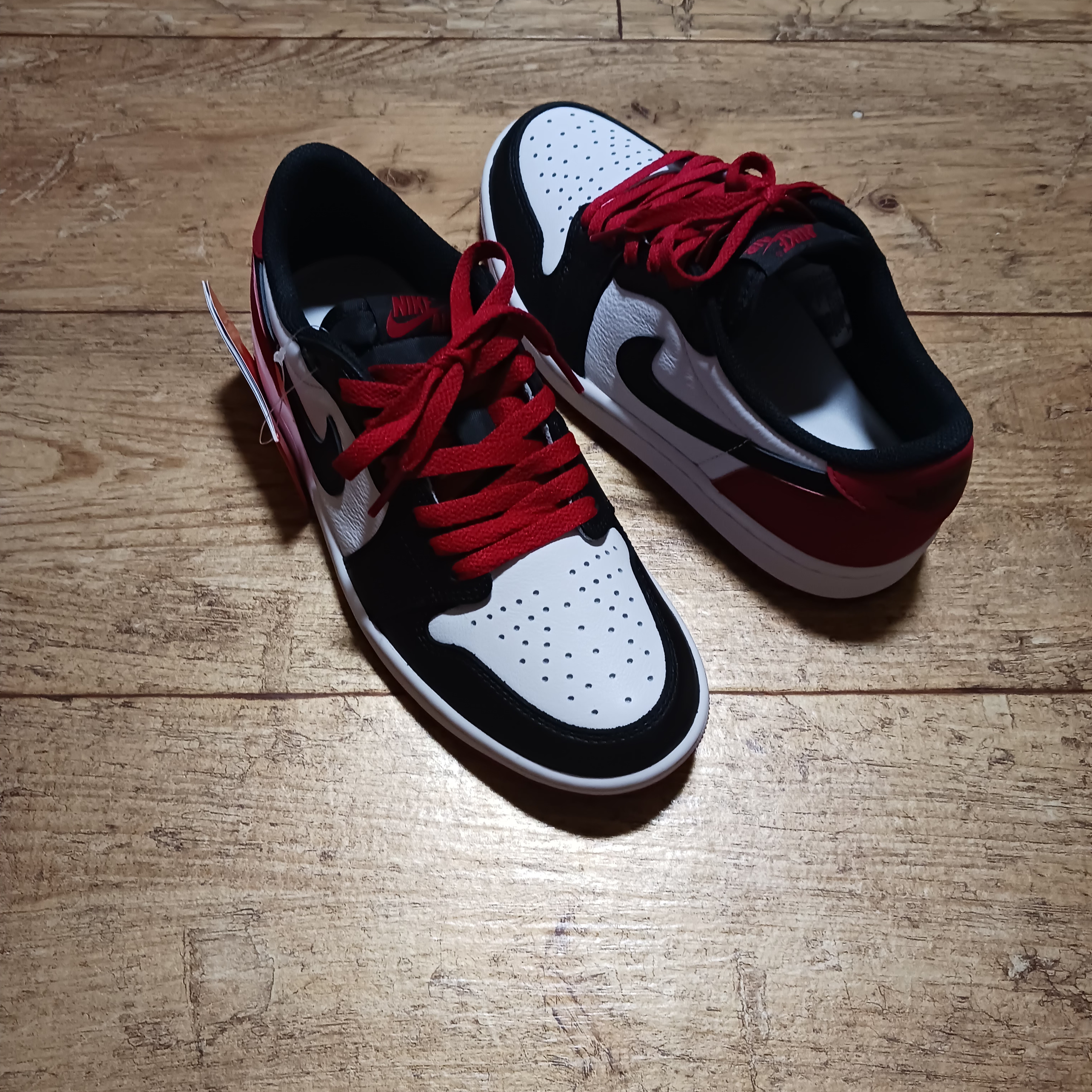 Jordan 1 Retro Low OG Black Toe 착용 스타일