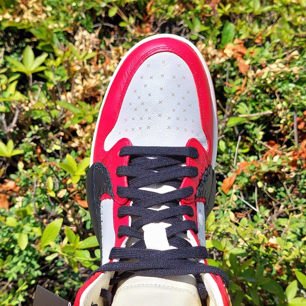(W) Jordan 1 x Teyana Taylor Zoom CMFT 2 Gym Red 착용 스타일 - 1