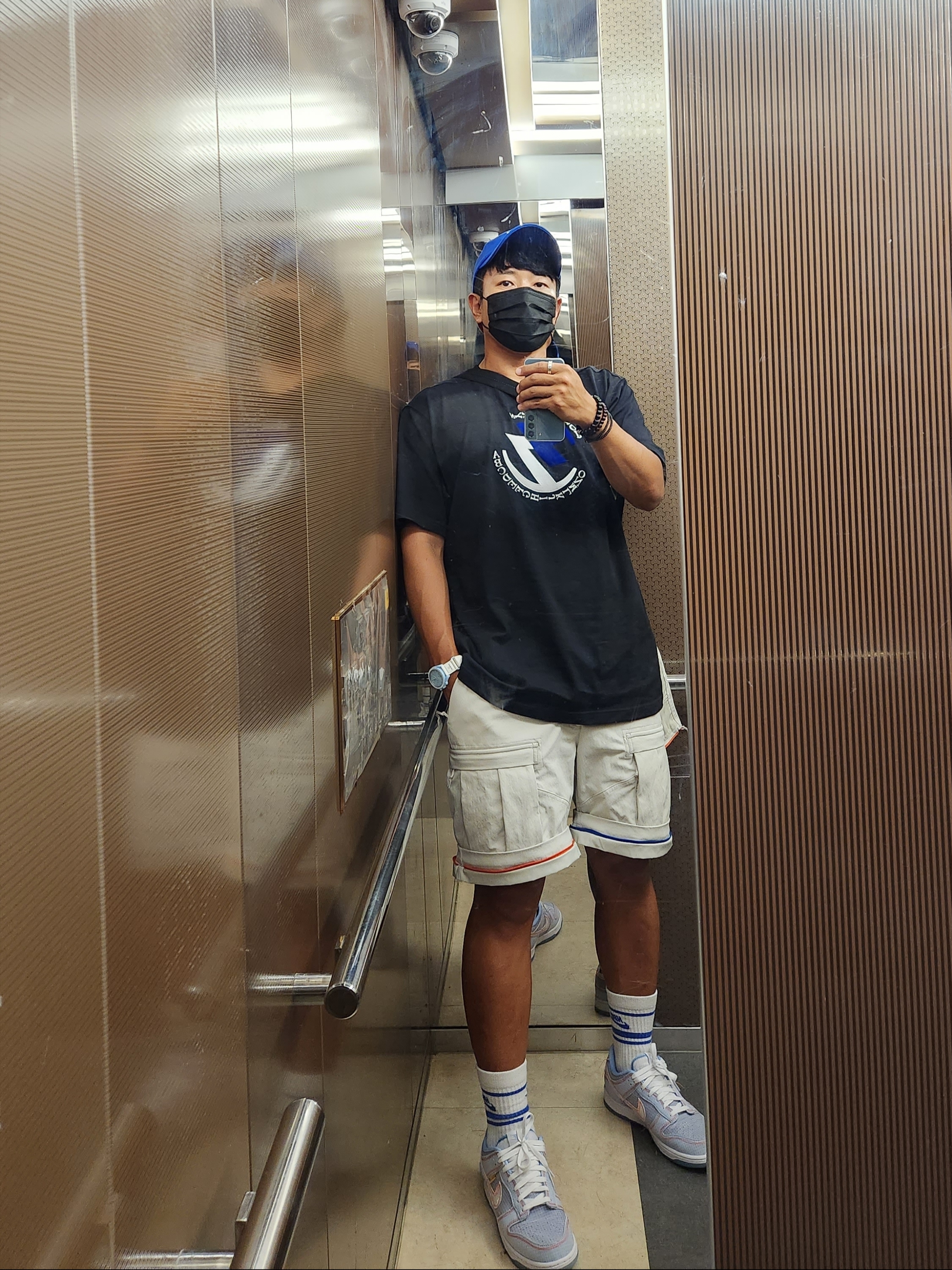 Ader Error Twin Heart Logo Cap Blue, Zara x Ader Error Graphic T-Shirt Black 착용 스타일