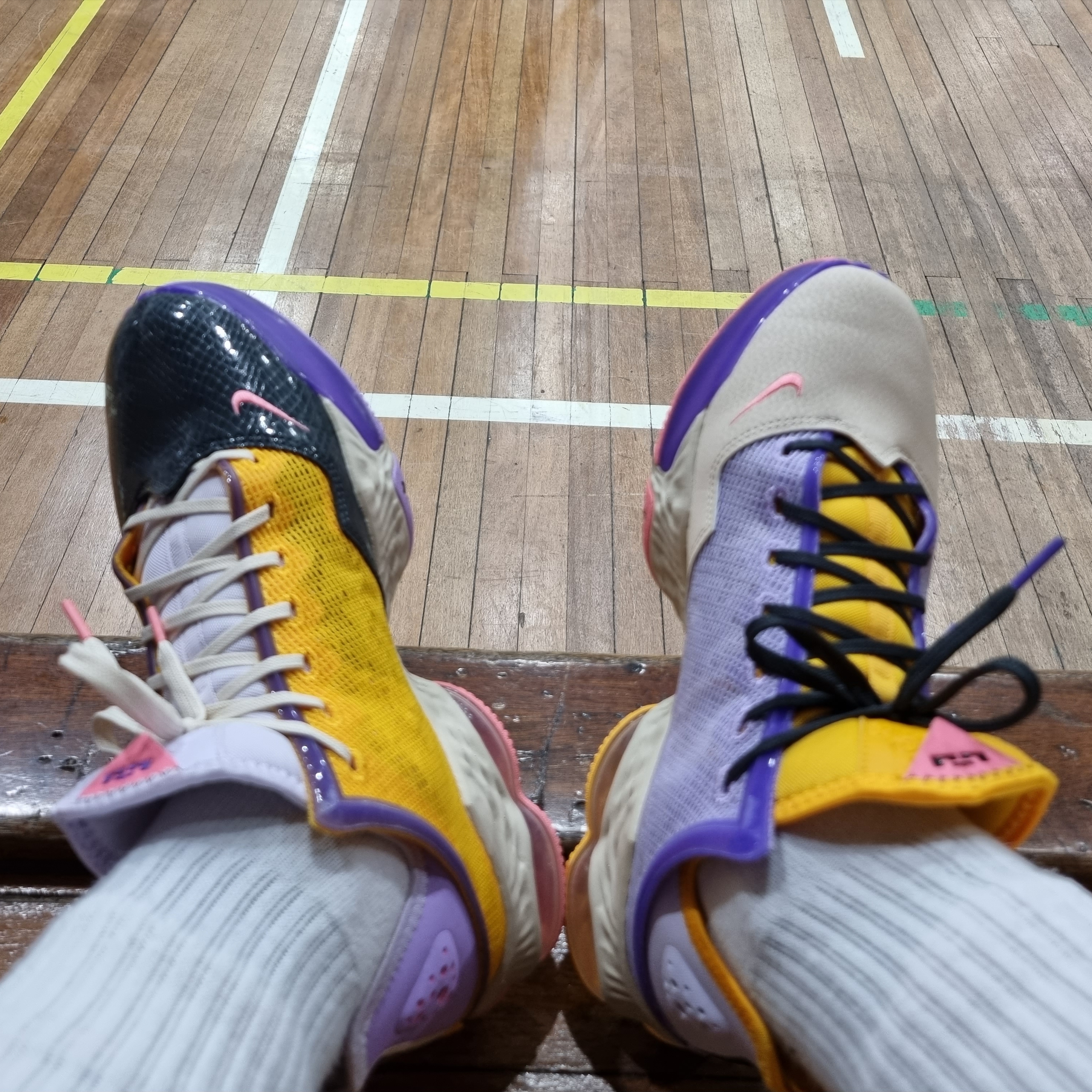 Nike LeBron XIX Low Lilac 착용 스타일