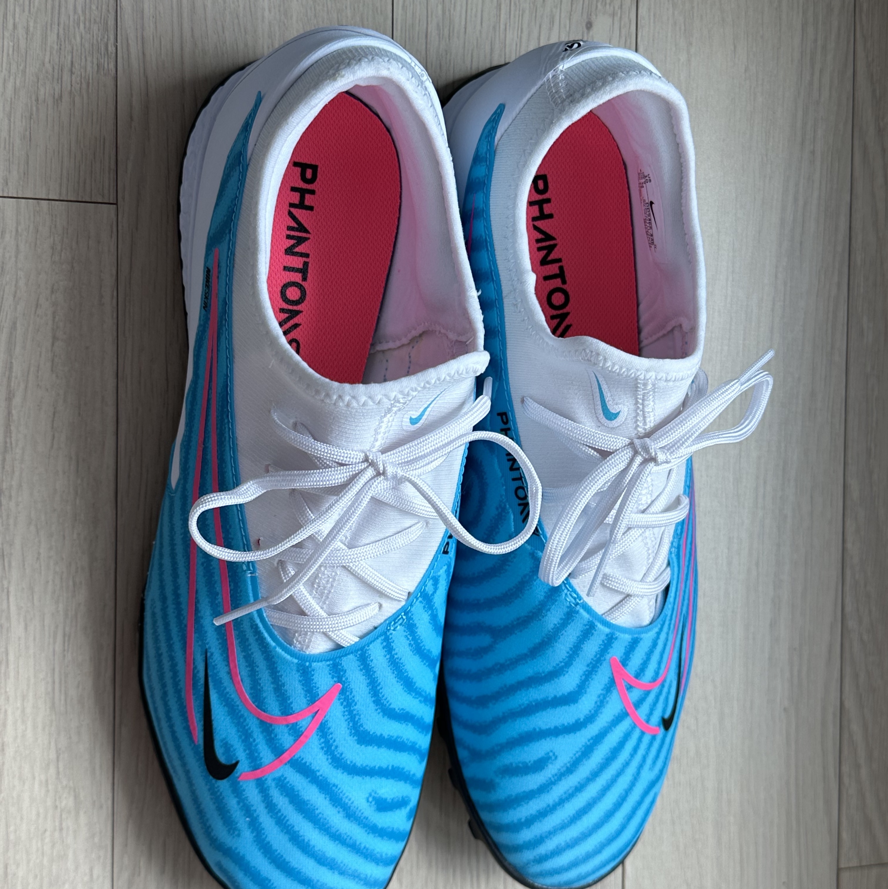 Nike React Phantom GX Pro TF Baltic Blue White 착용 스타일