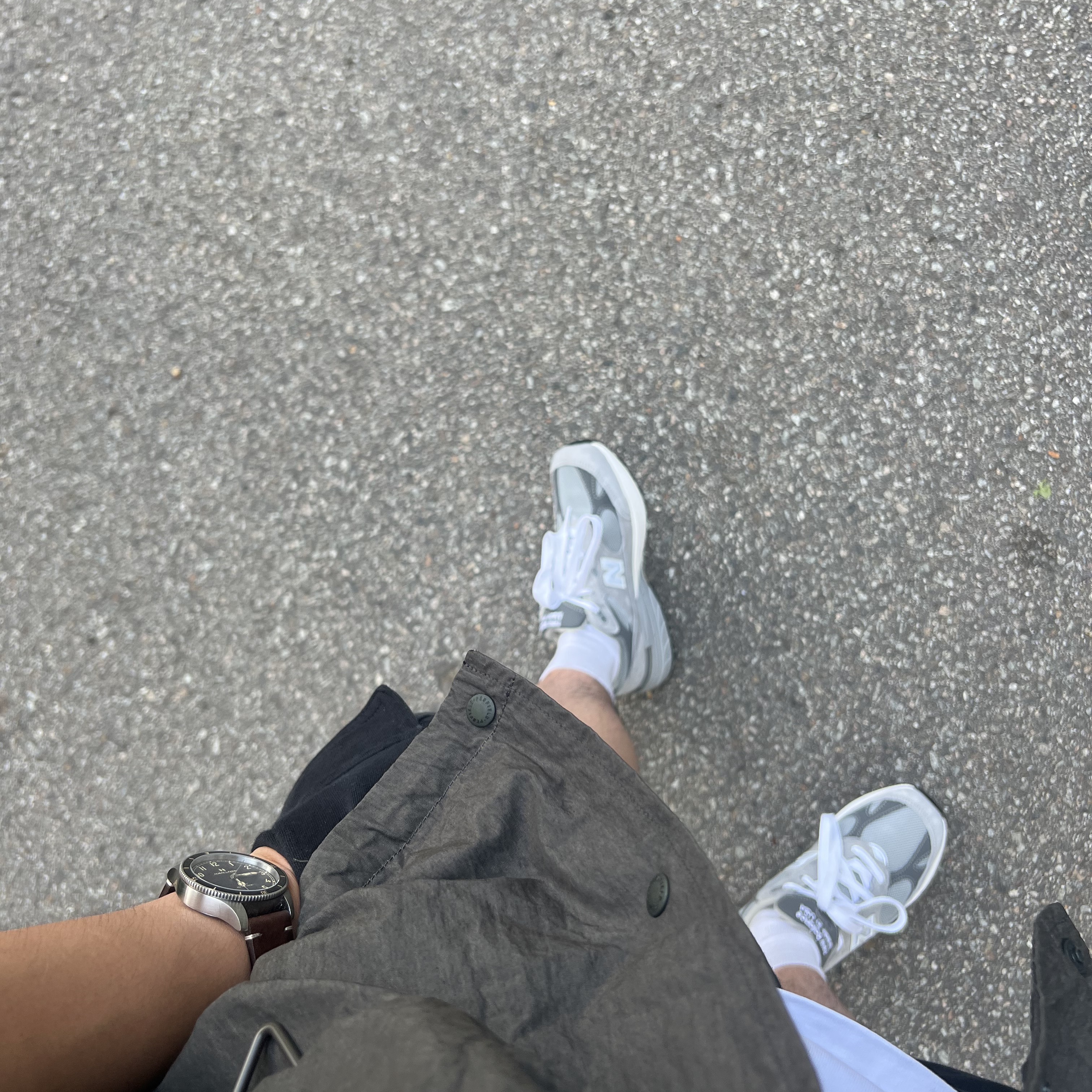 (W) New Balance 993 Made in USA Grey - B Standard 착용 스타일