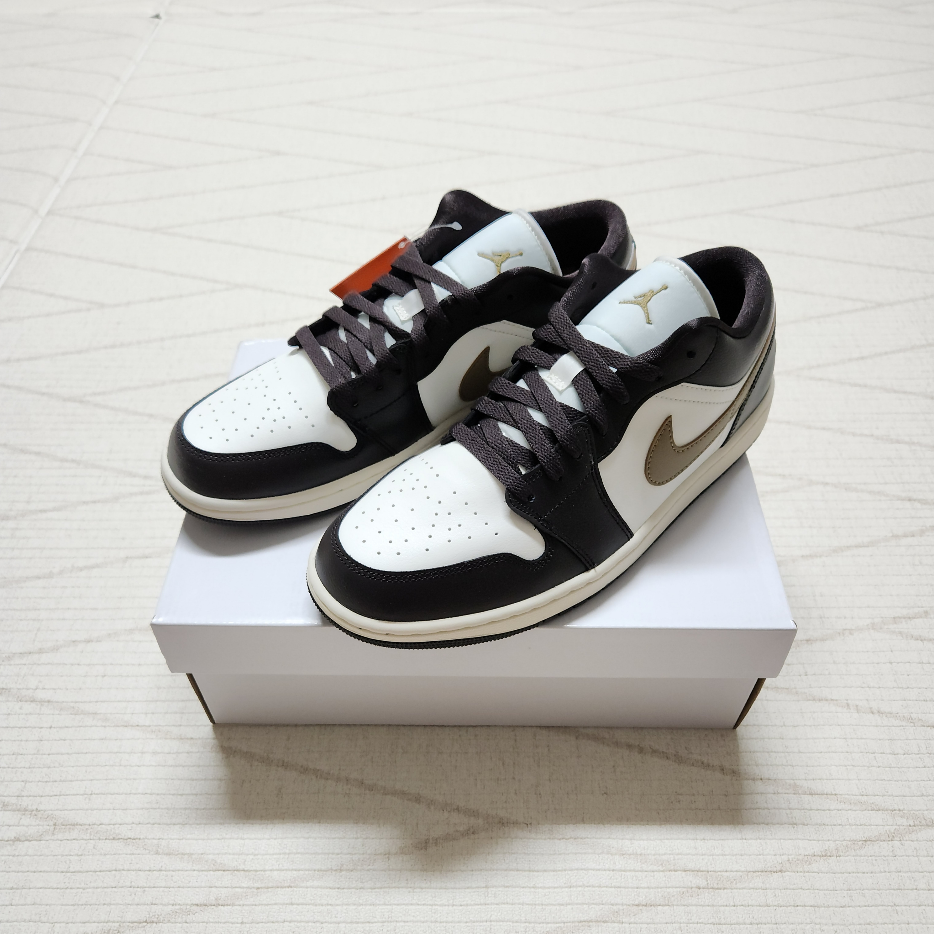 (W) Jordan 1 Low Shadow Brown 착용 스타일 - 1
