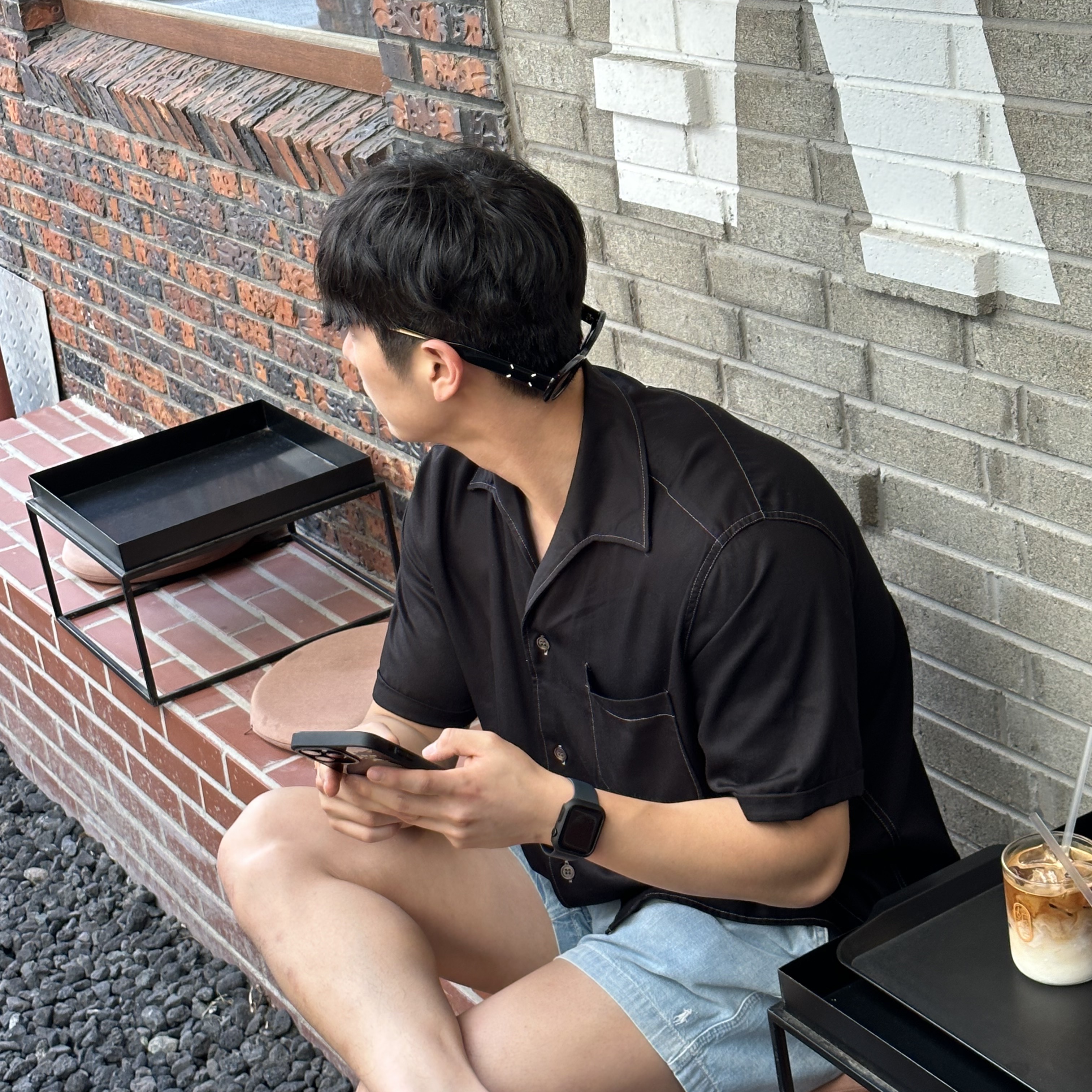 Gentle Monster x Maison Margiela MM004 Black Black 착용 스타일