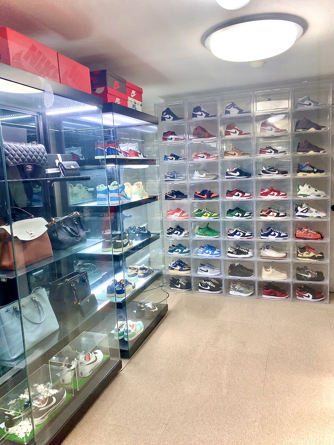 Jordan 1 x Travis Scott x Fragment Retro Low OG SP Military Blue, Jordan 1 x Travis Scott Retro High OG SP Mocha 착용 스타일