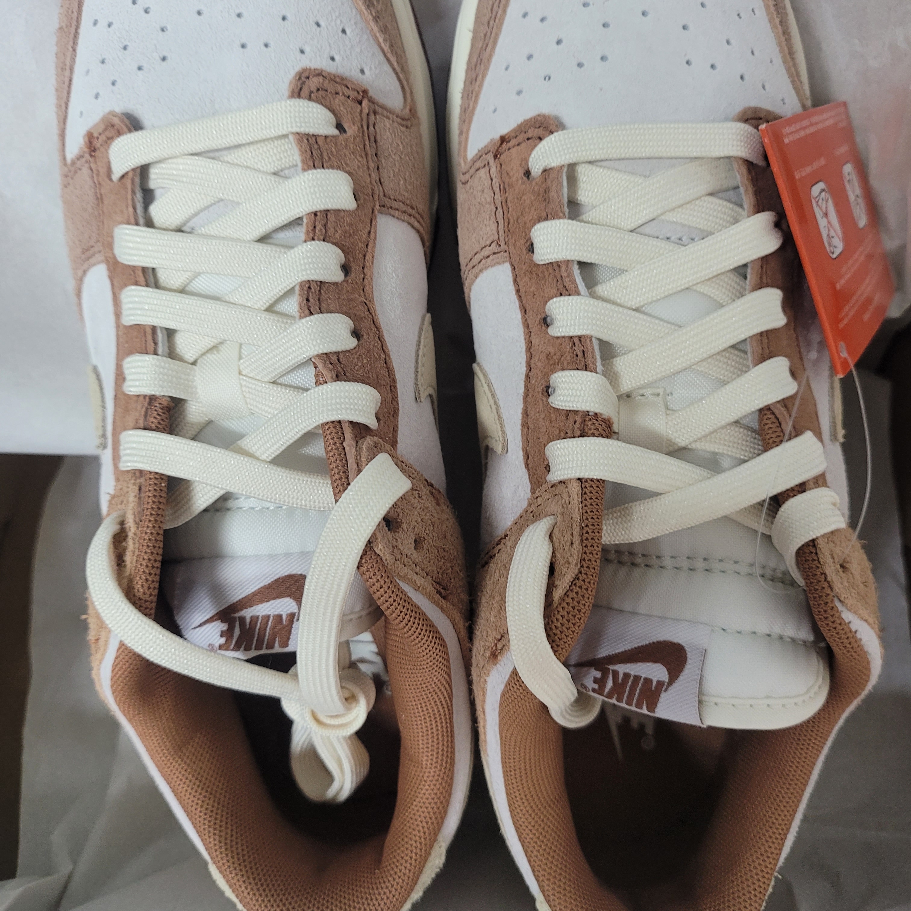 Nike Dunk Low Pro Premium Medium Curry 착용 스타일