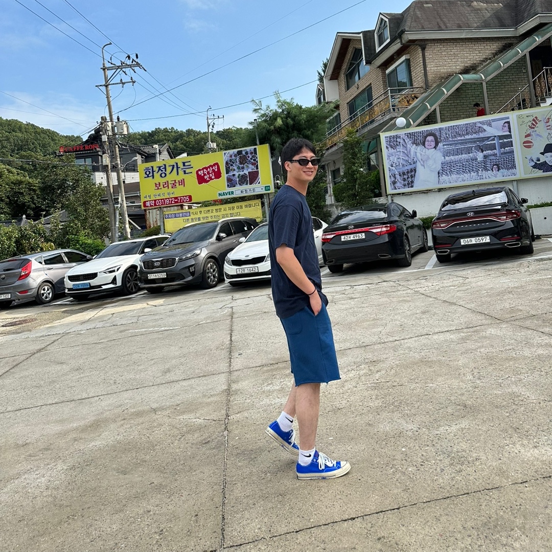 Gentle Monster x Maison Margiela MM004 Black Black, IAB Studio Heavy Sweatshorts Navy - 23FW 착용 스타일 - 4