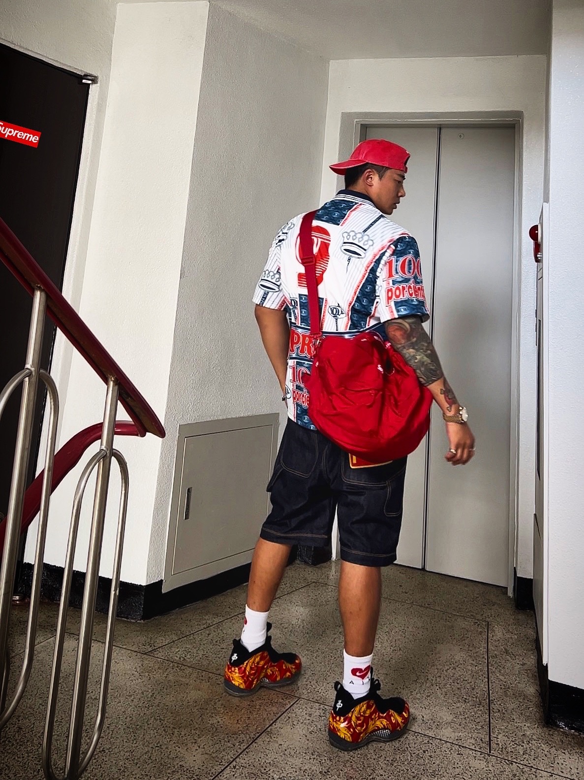 Supreme Pigment Canvas S Logo 6-Panel Red - 23SS, Nike x Supreme Air Foamposite One Red 착용 스타일 - 1