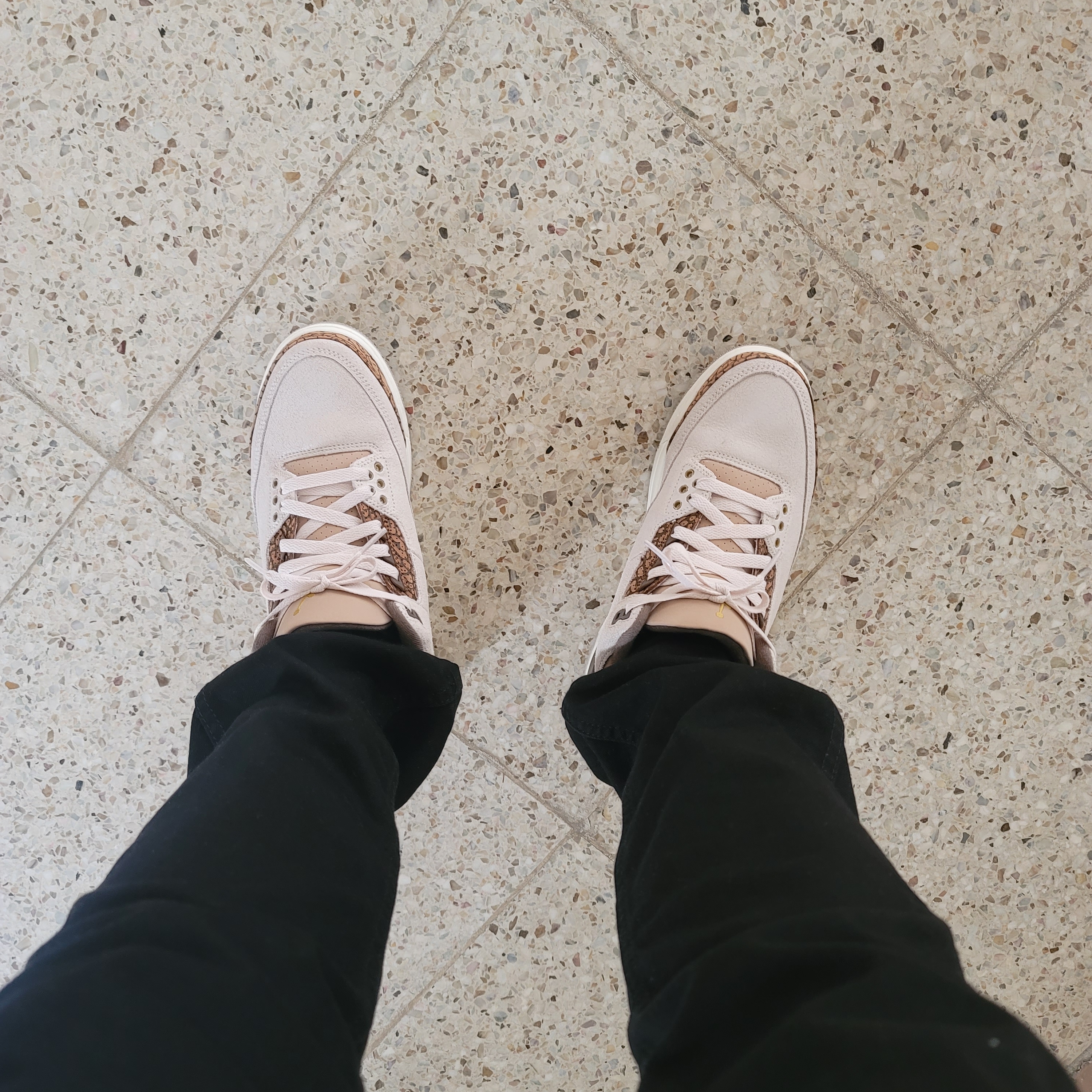 Jordan 3 Retro Orewood Brown 착용 스타일 - 1