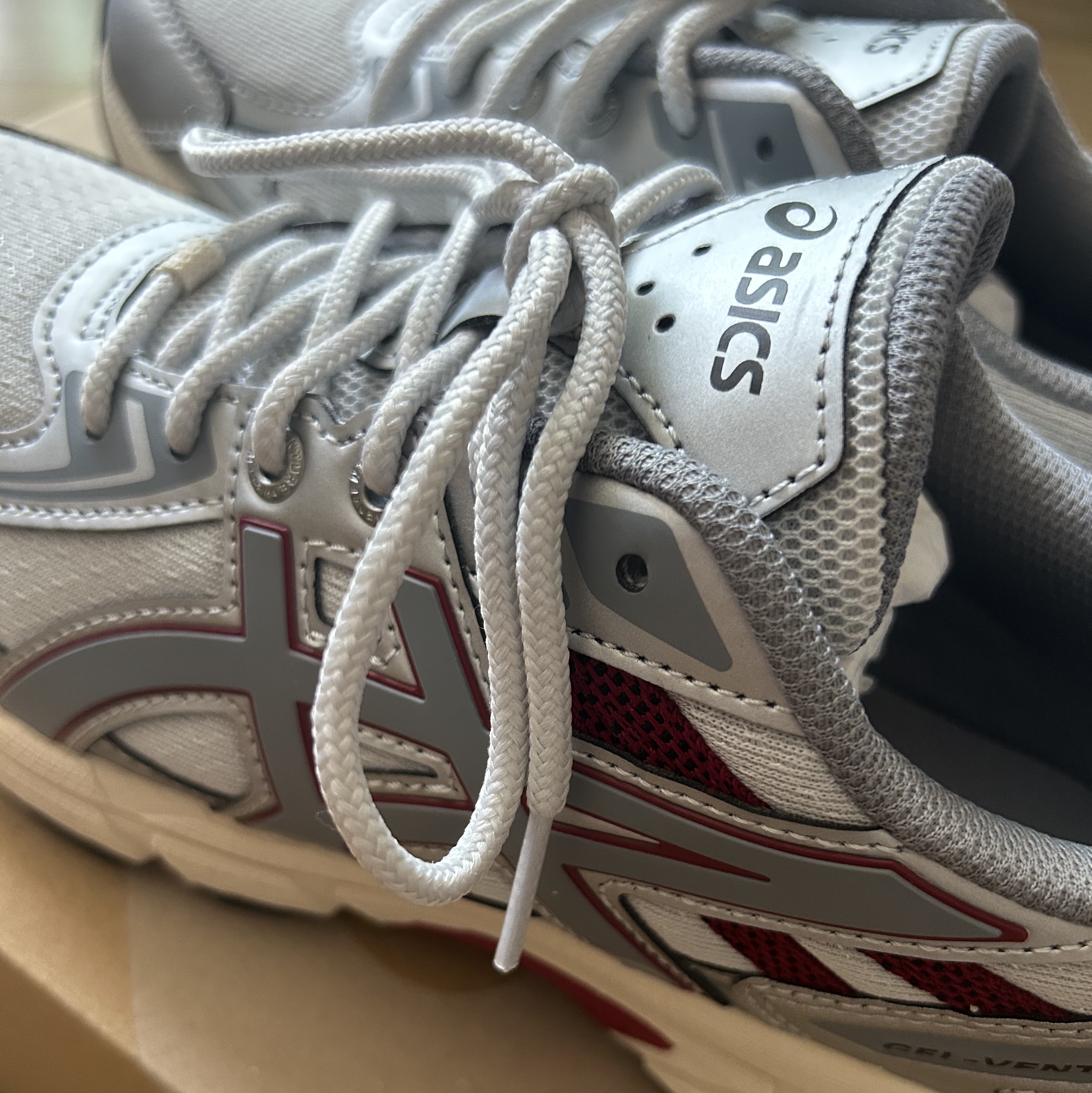 (W) Asics Gel-Venture 6 Glacier Grey Sheet Rock 착용 스타일