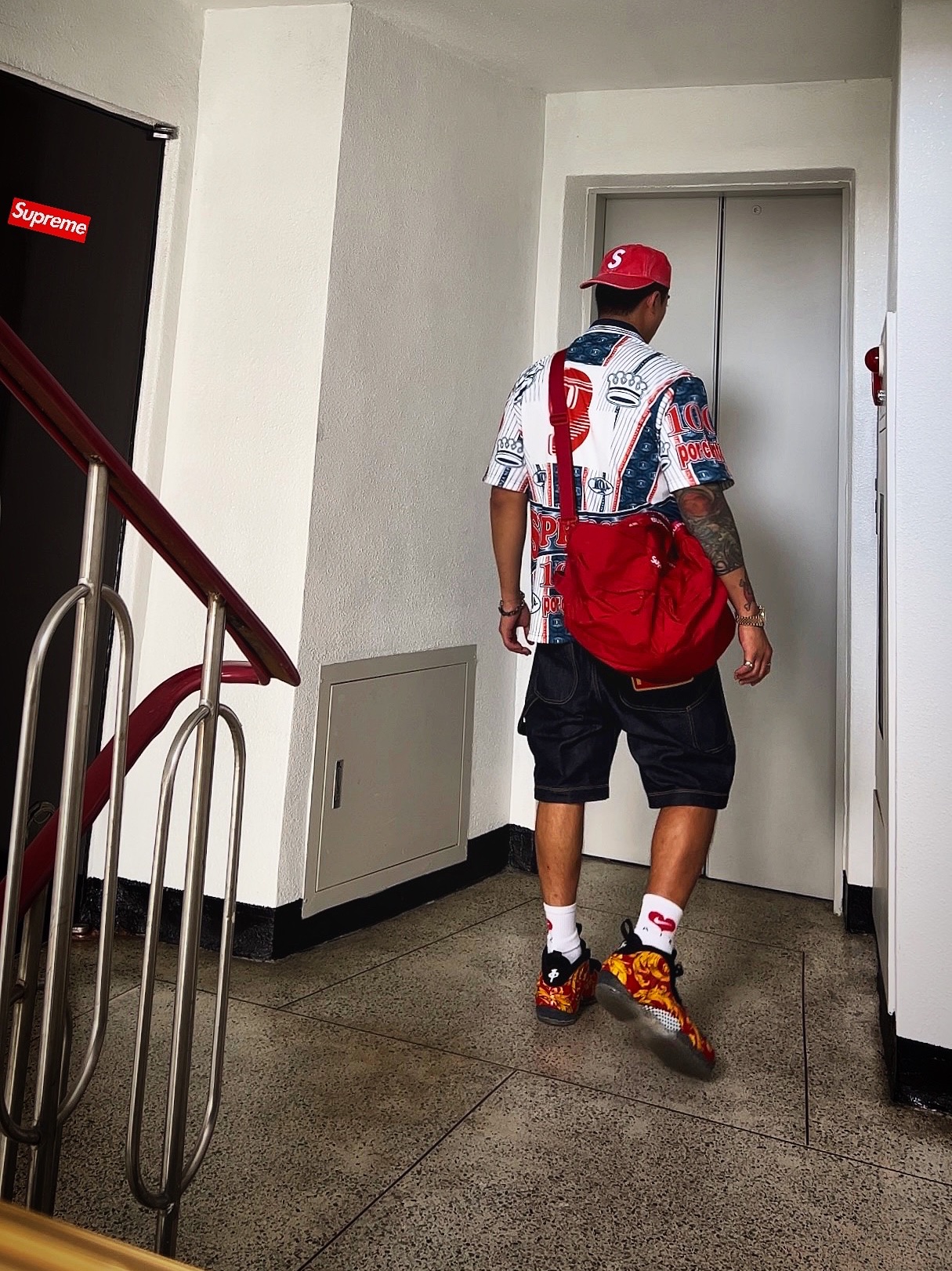 Supreme Pigment Canvas S Logo 6-Panel Red - 23SS, Nike x Supreme Air Foamposite One Red 착용 스타일 - 2