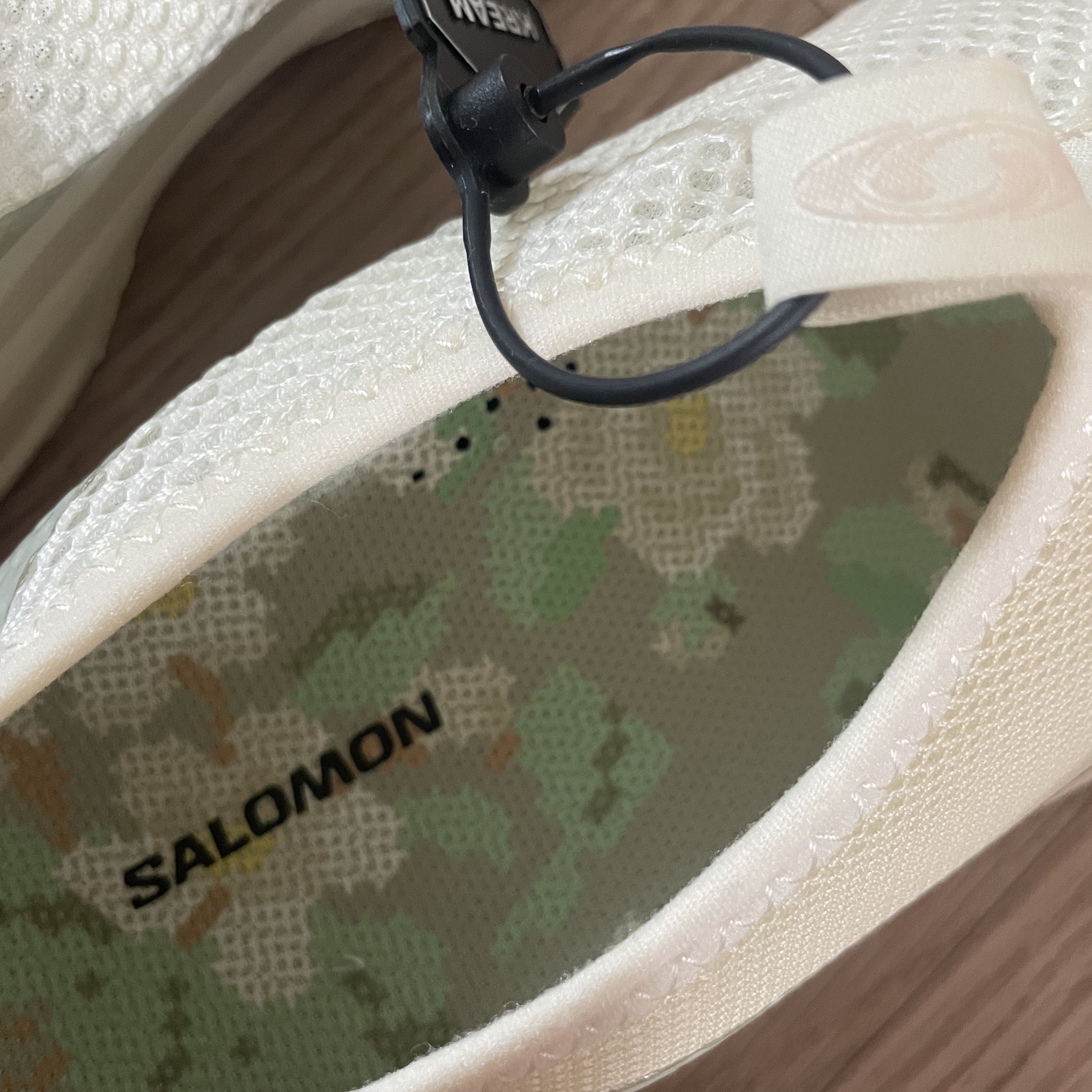 Salomon RX Moc Cottage Core Vanilla Ice Desert Sage 착용 스타일 - 3