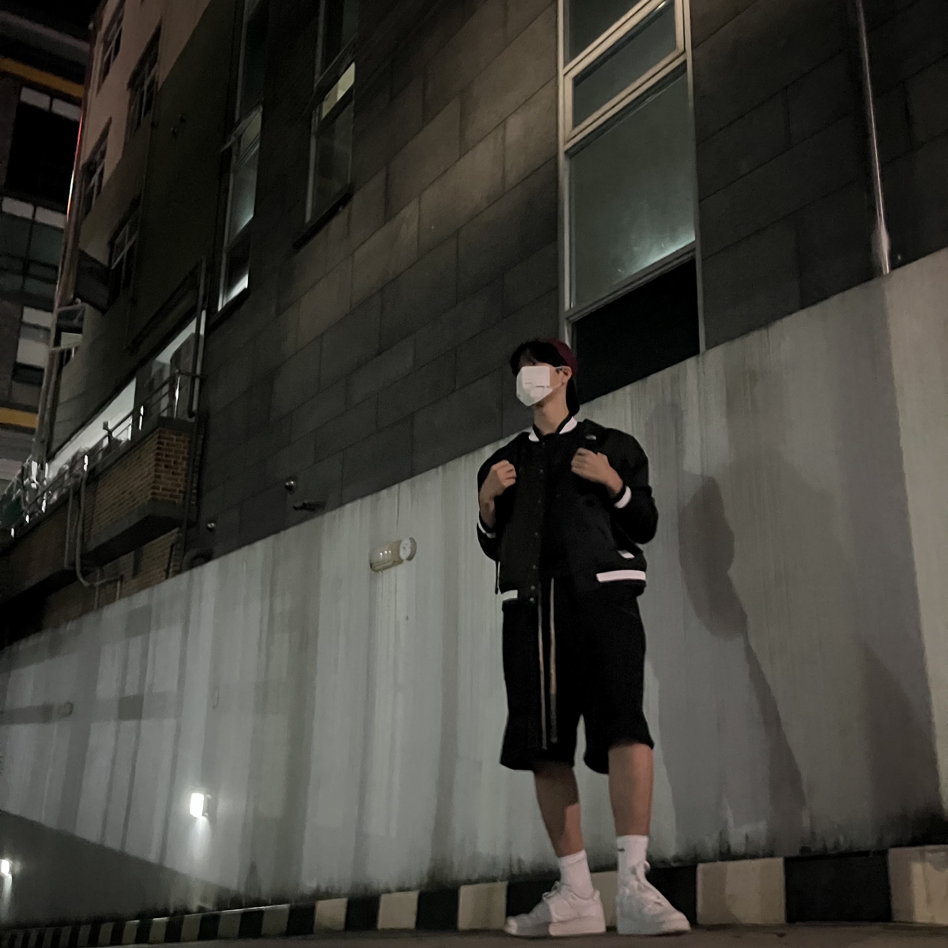 Nike NSW Authentics Varsity Jacket Black - Asia, Nike Air Force 1 '07 Low White 착용 스타일 - 2