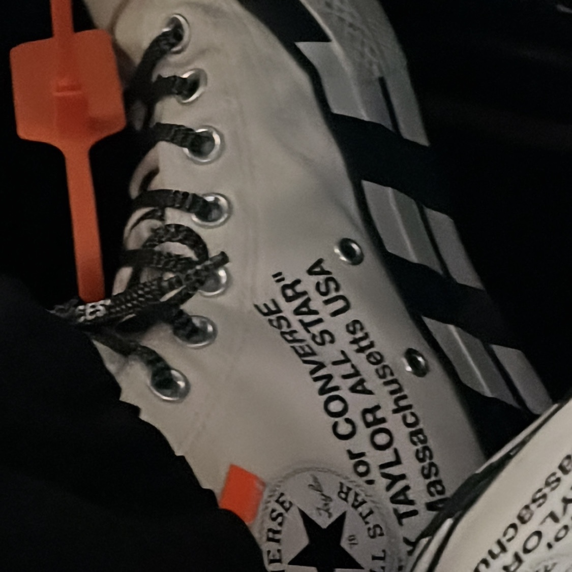 Converse x Off-White Chuck 70 High V2 2021 착용 스타일
