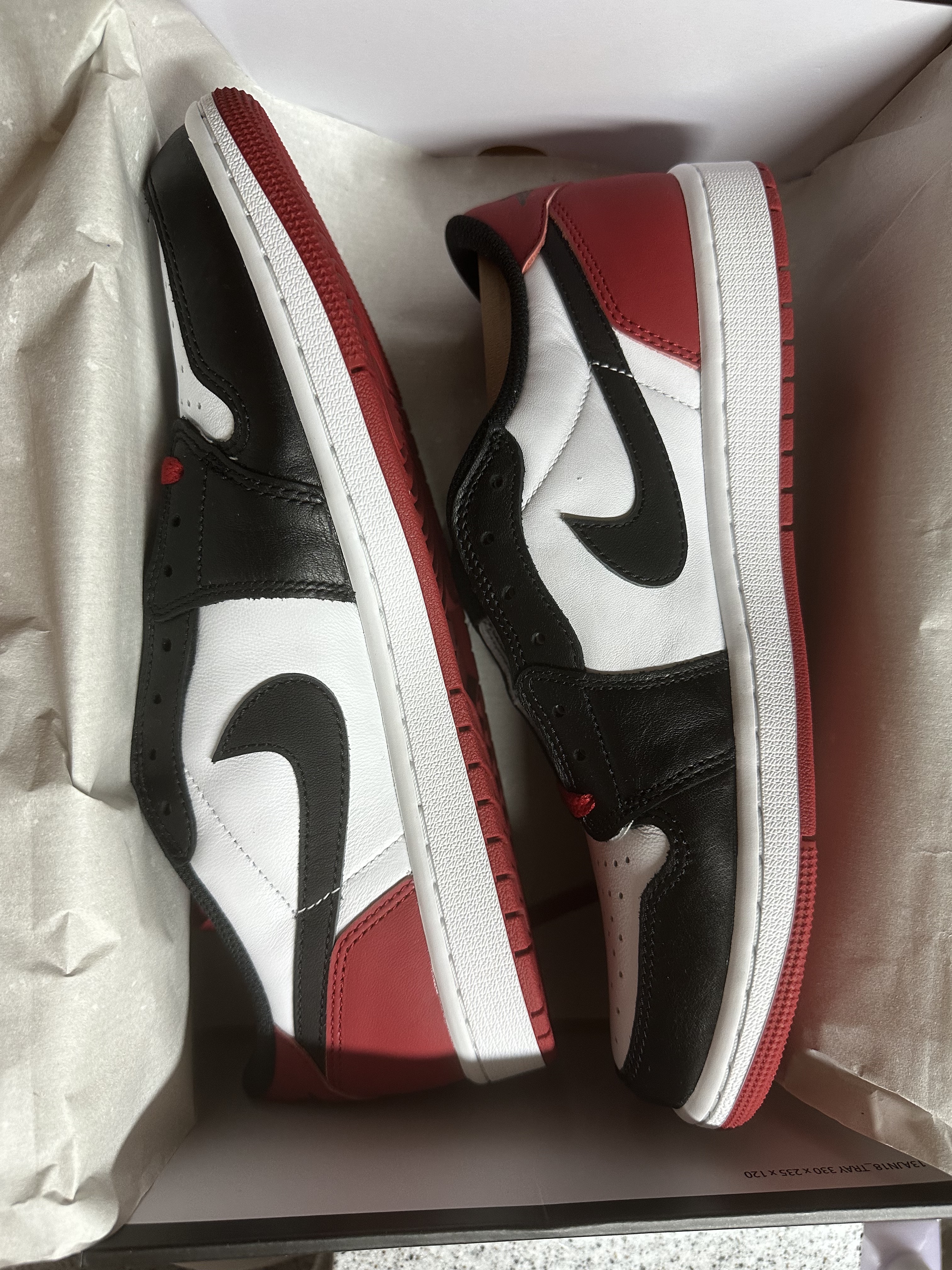 Jordan 1 Retro Low OG Black Toe 착용 스타일