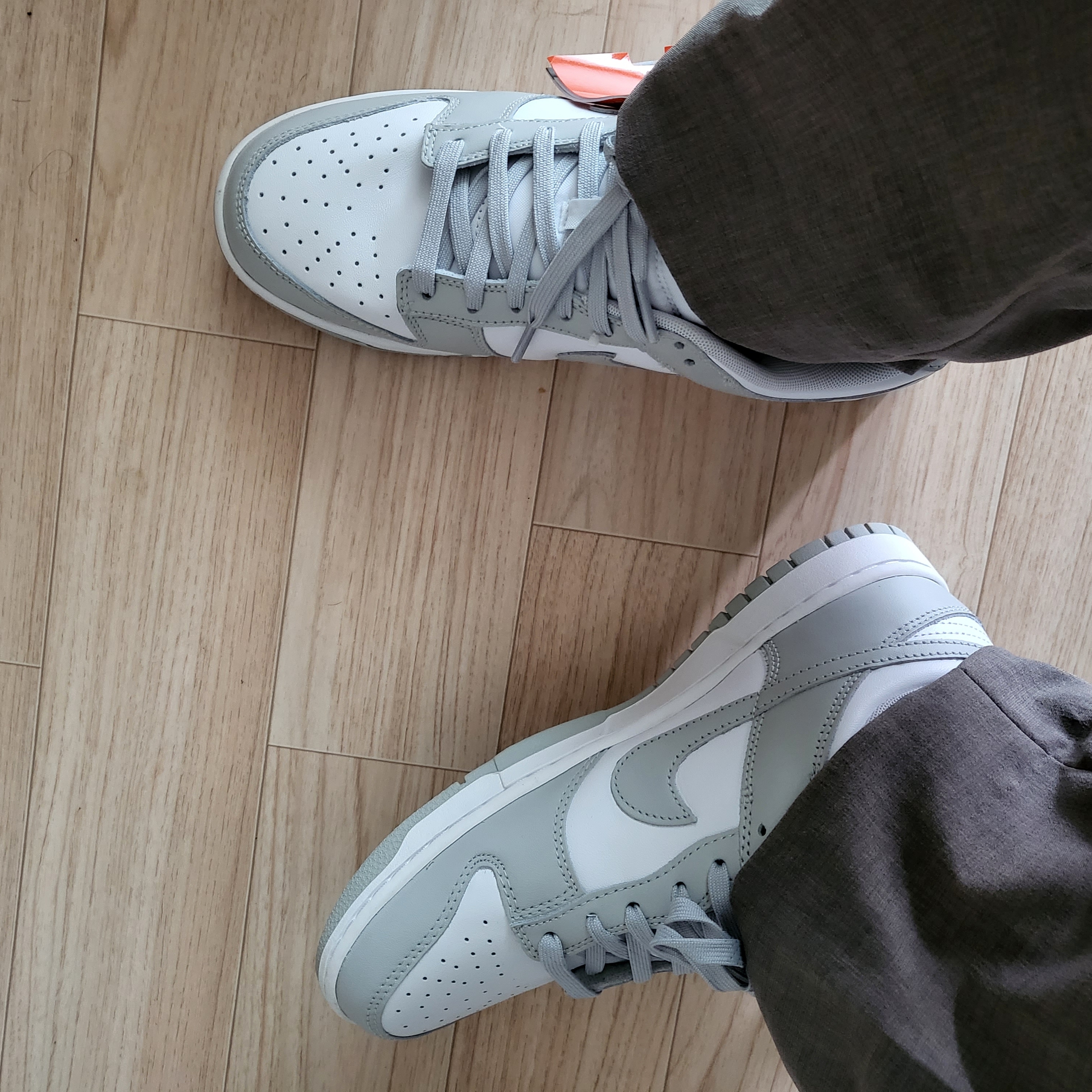Nike Dunk Low Retro Grey Fog 착용 스타일