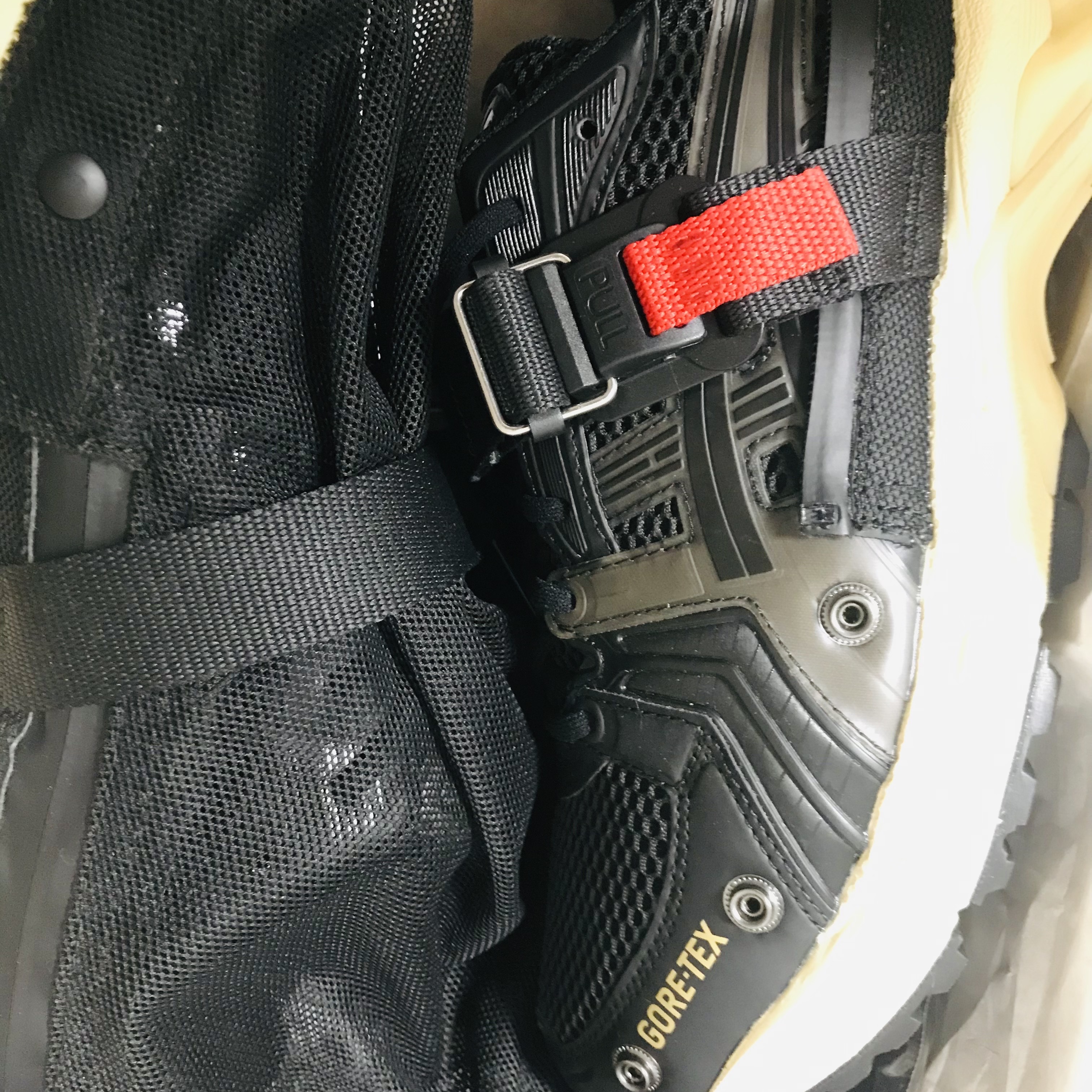 Asics x Beams Gel-Kayano 14 Gore-Tex Black 착용 스타일