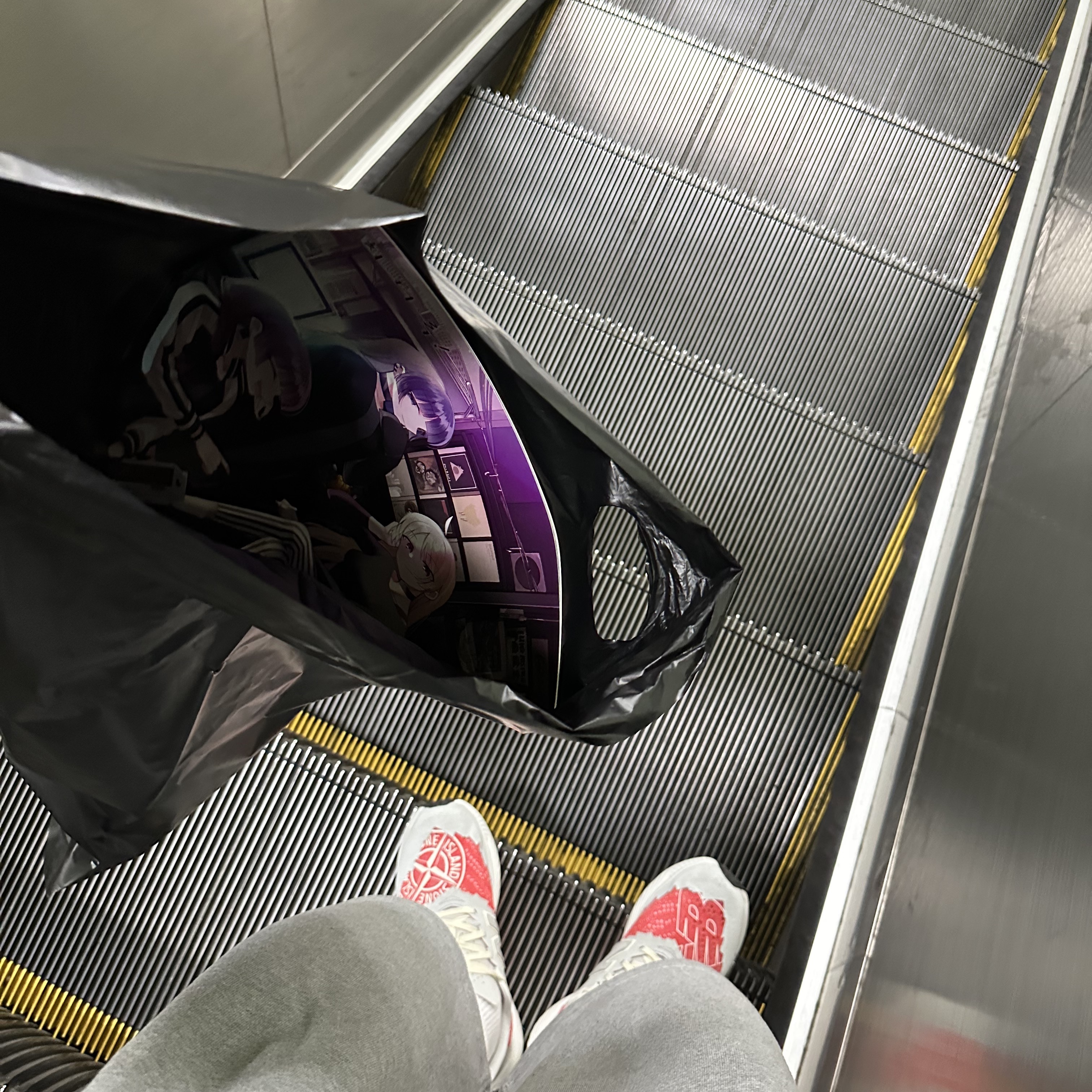 New Balance x Stone Island x Tokyo Design Studio FuelCell RC Elite v2 SI Red 착용 스타일