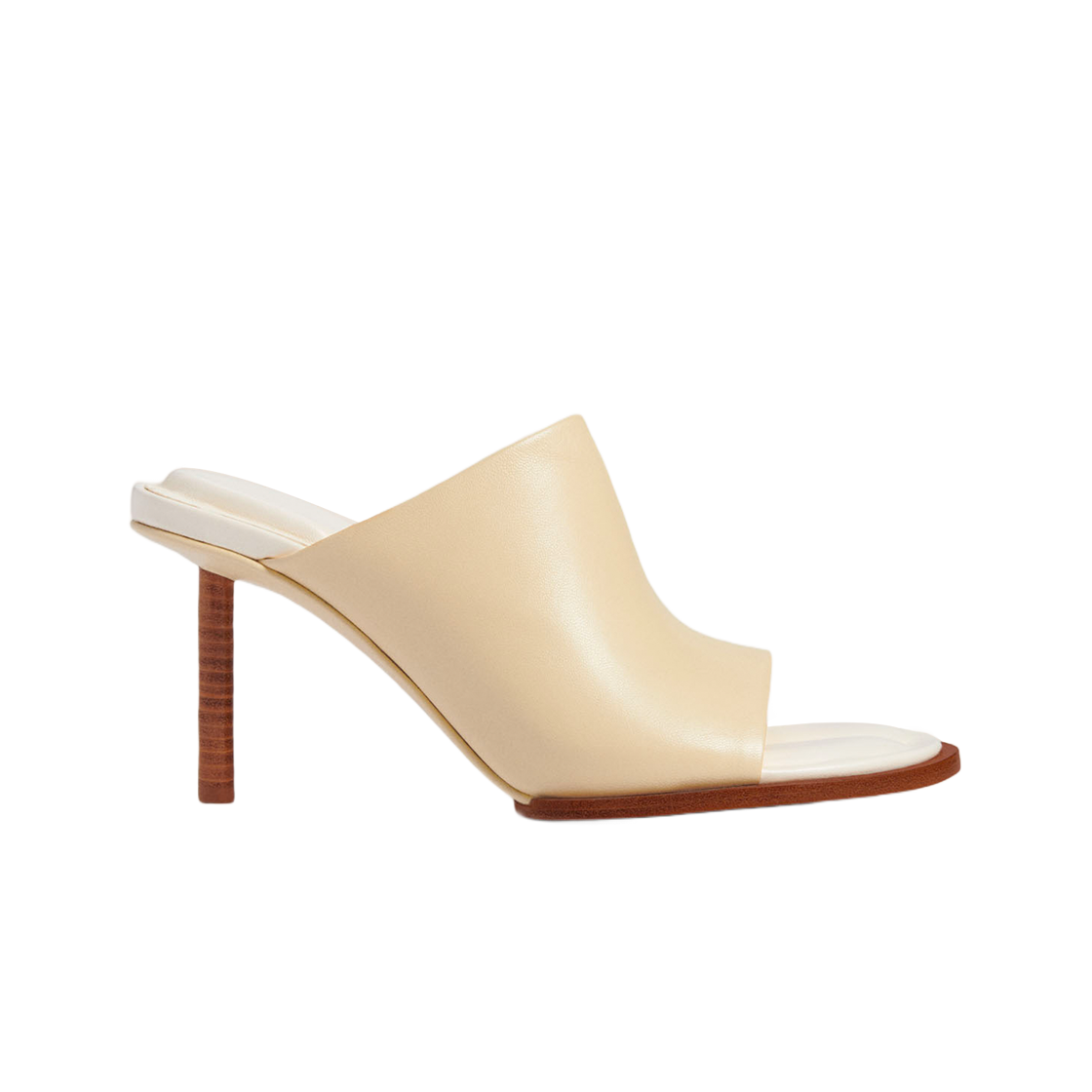 (W) 자크뮈스 레 뮬 론드 까레 어시메트리컬 지오메트릭 뮬 오프 화이트((W) Jacquemus Les Mules Rond Carre Asymmetrical Geometric Mules Off White)