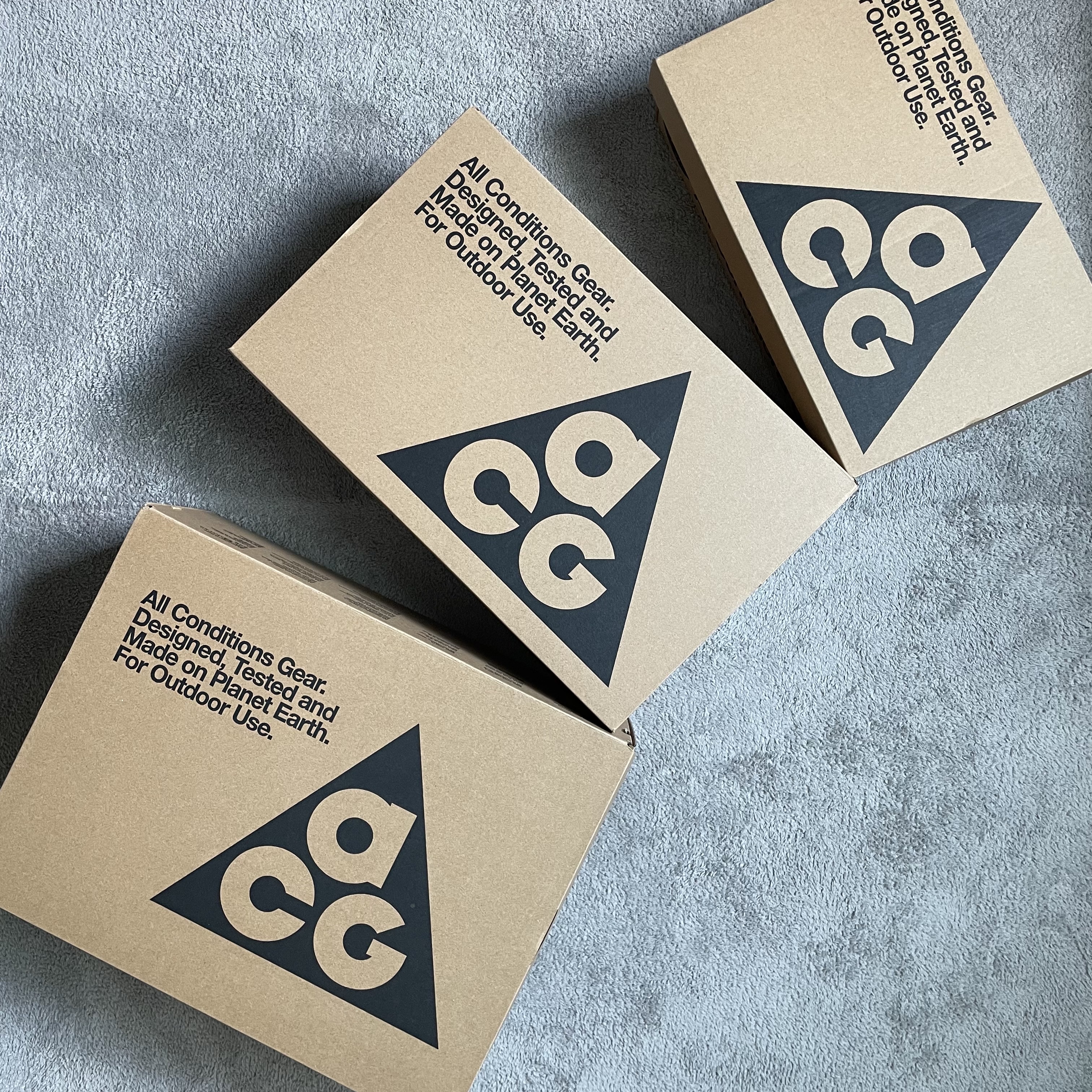 Nike ACG Mountain Fly Gore-Tex Khaki, Nike ACG Mountain Fly Low Gore-Tex SE Hazel Rush 착용 스타일