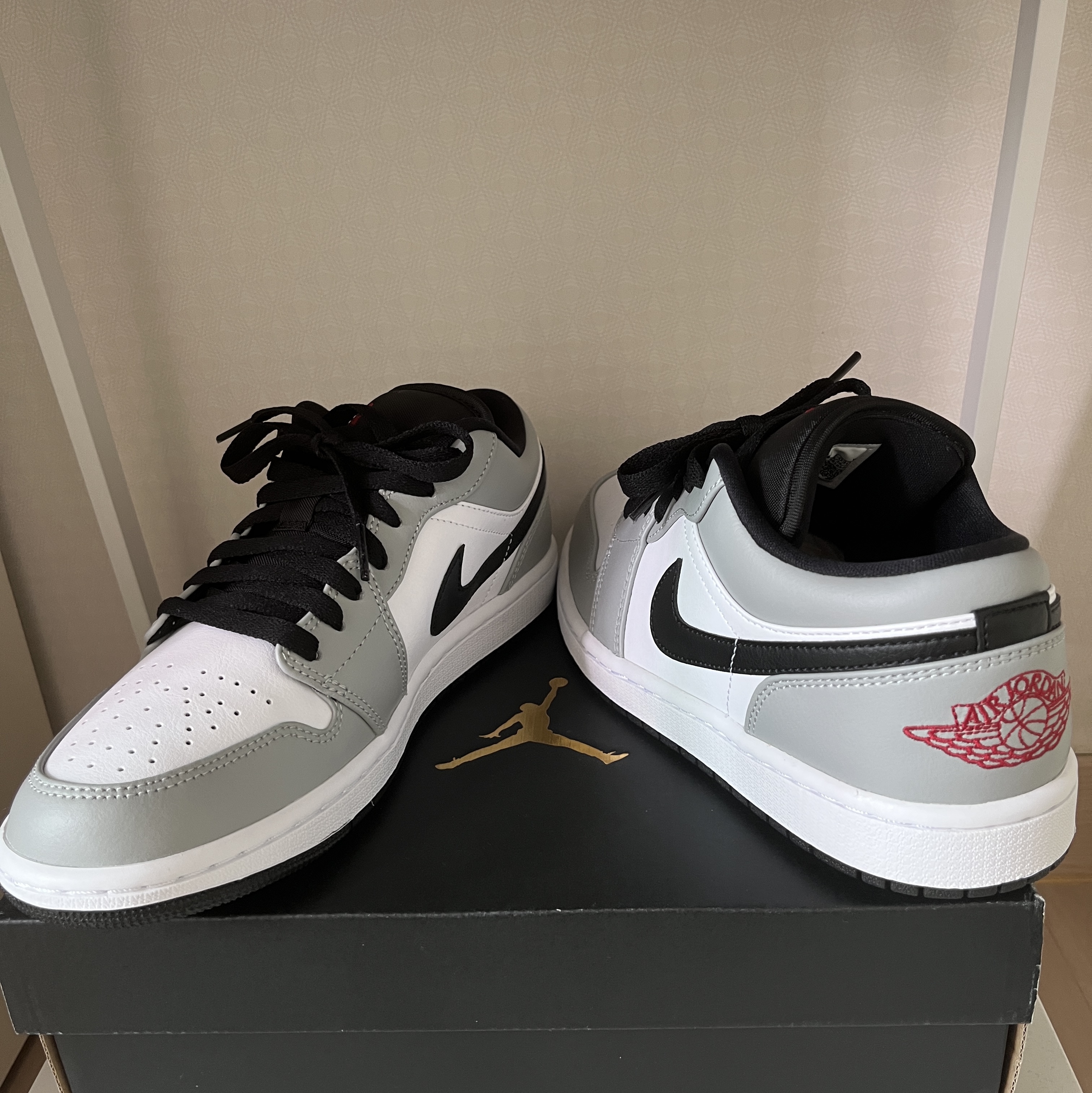 Jordan 1 Low Light Smoke Grey 착용 스타일