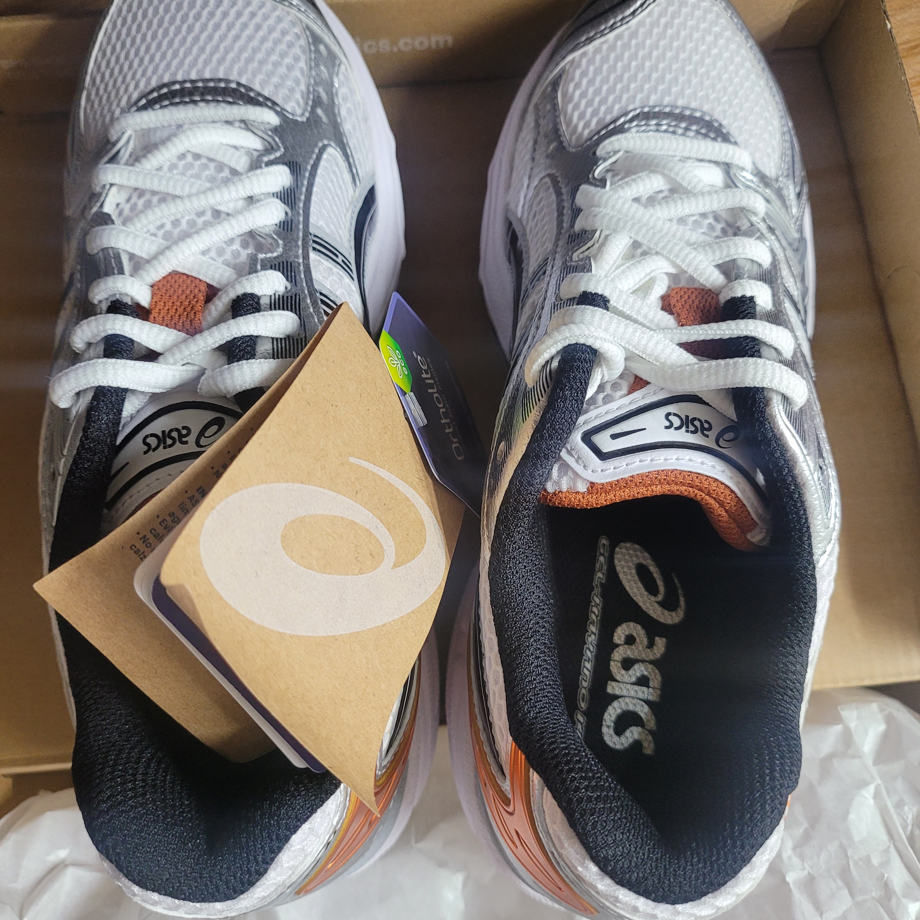 Asics Gel-Kayano 14 White Piquant Orange 착용 스타일