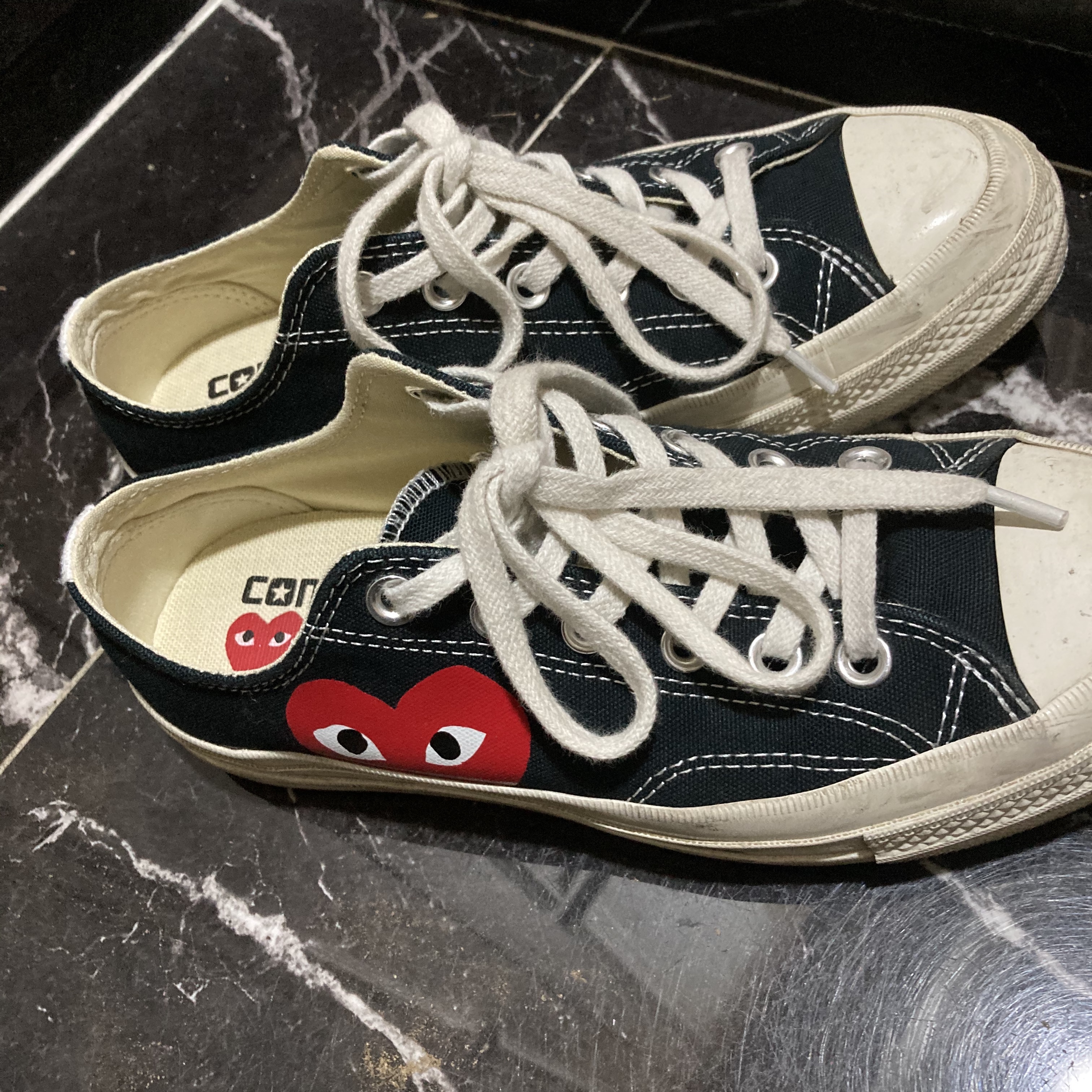 Converse x Play Comme des Garcons Chuck 70 Ox Black 착용 스타일