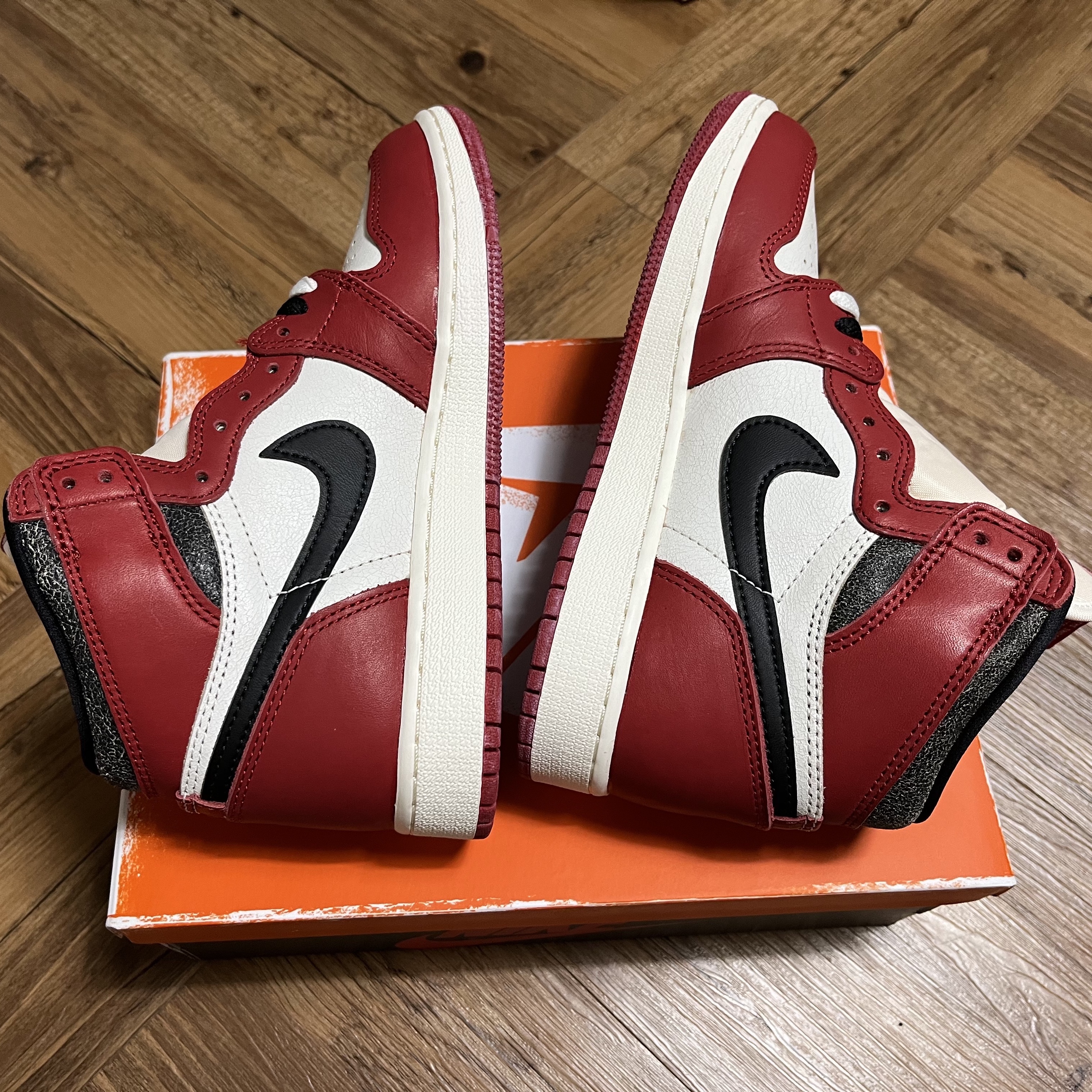 Jordan 1 Retro High OG Chicago 2022, (GS) Jordan 1 Retro High OG Chicago 2022 착용 스타일
