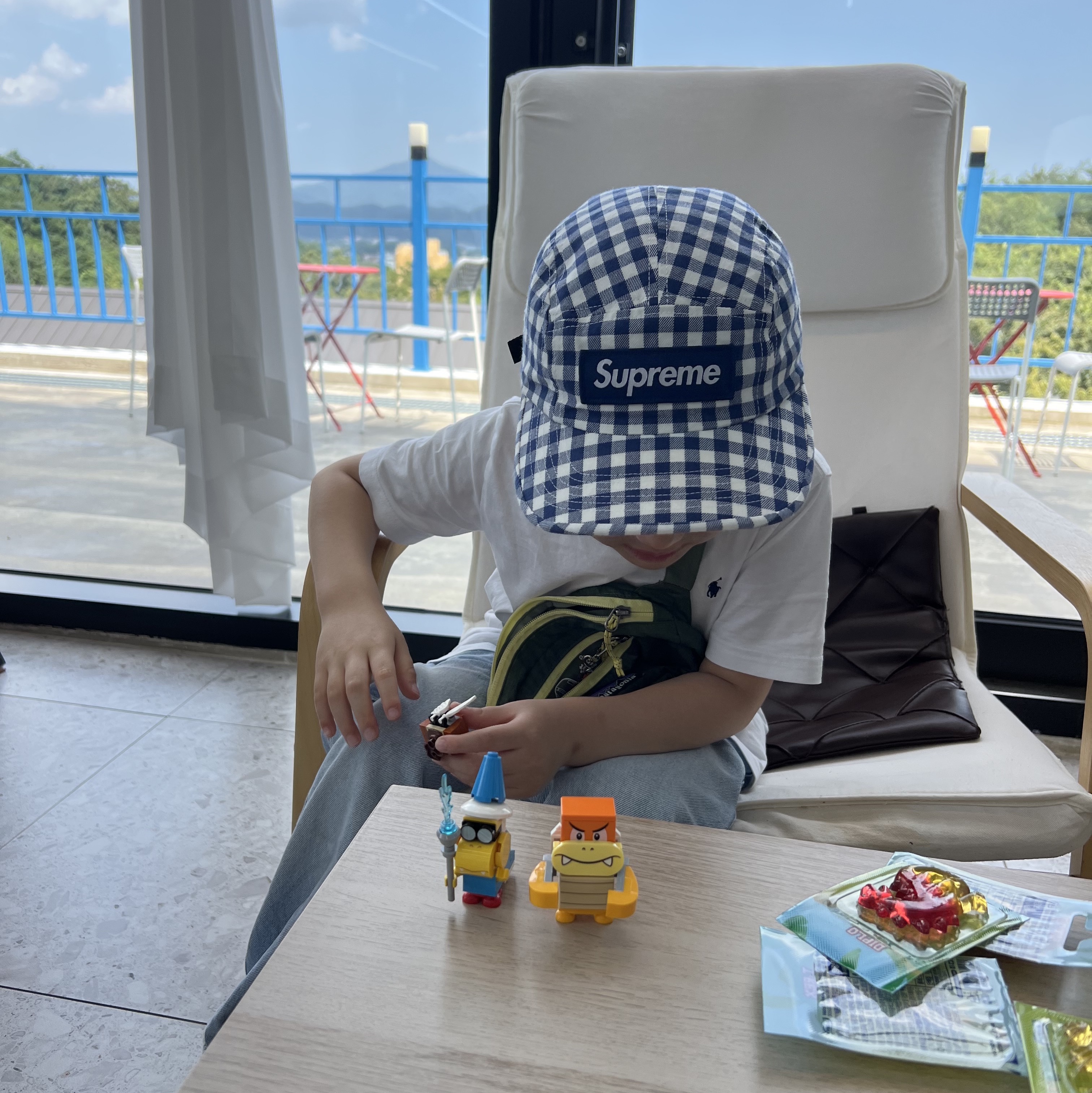 Supreme Gingham Camp Cap Navy - 23SS 착용 스타일