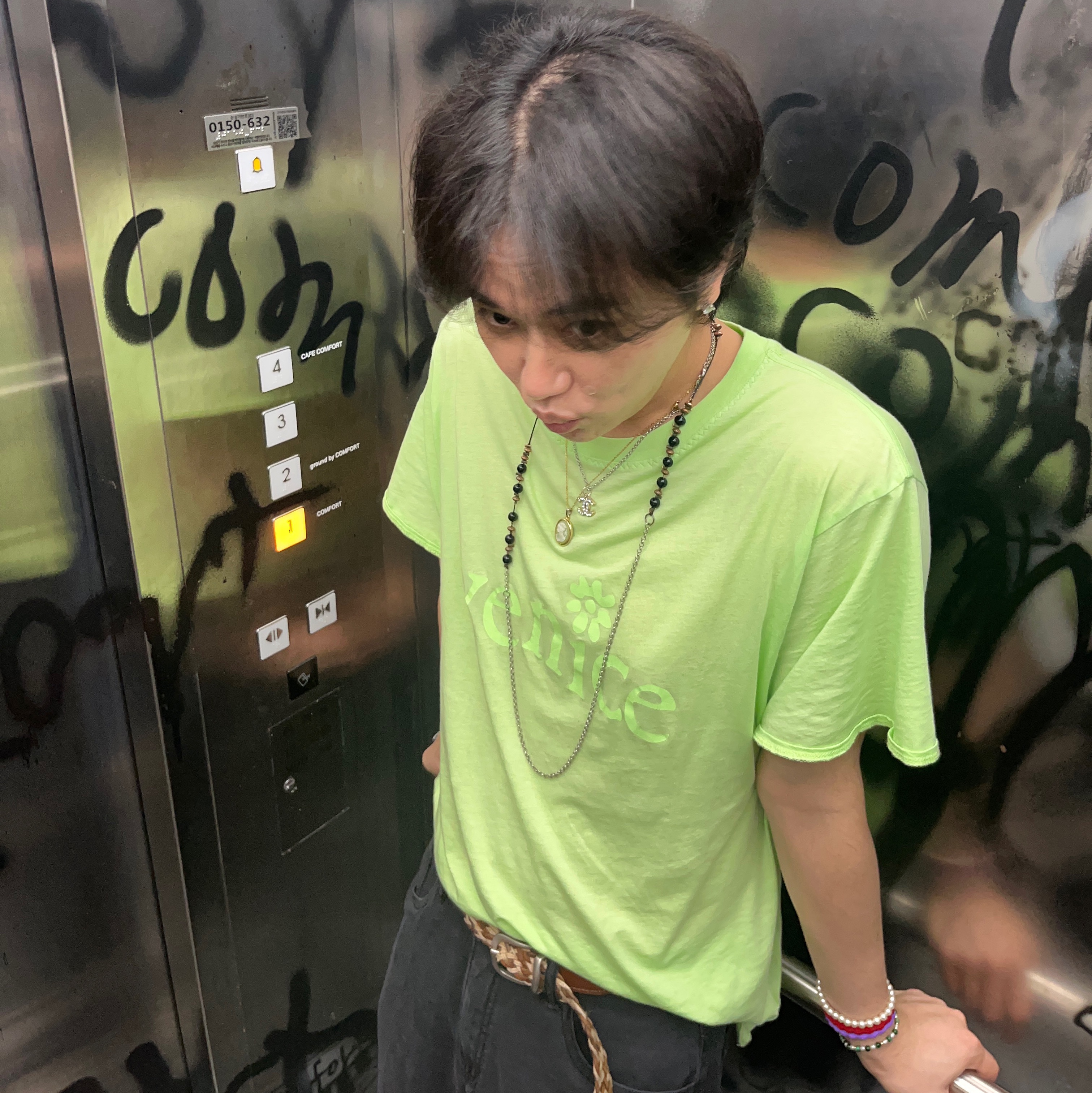 Maison Mihara Yasuhiro Peterson OG Sole Over Dyed Low-top Sneakers Black 착용 스타일 - 2