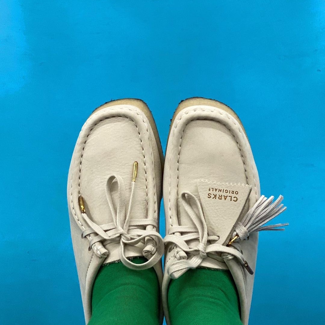 Clarks Women Wallabee Nubuck White 착용 스타일