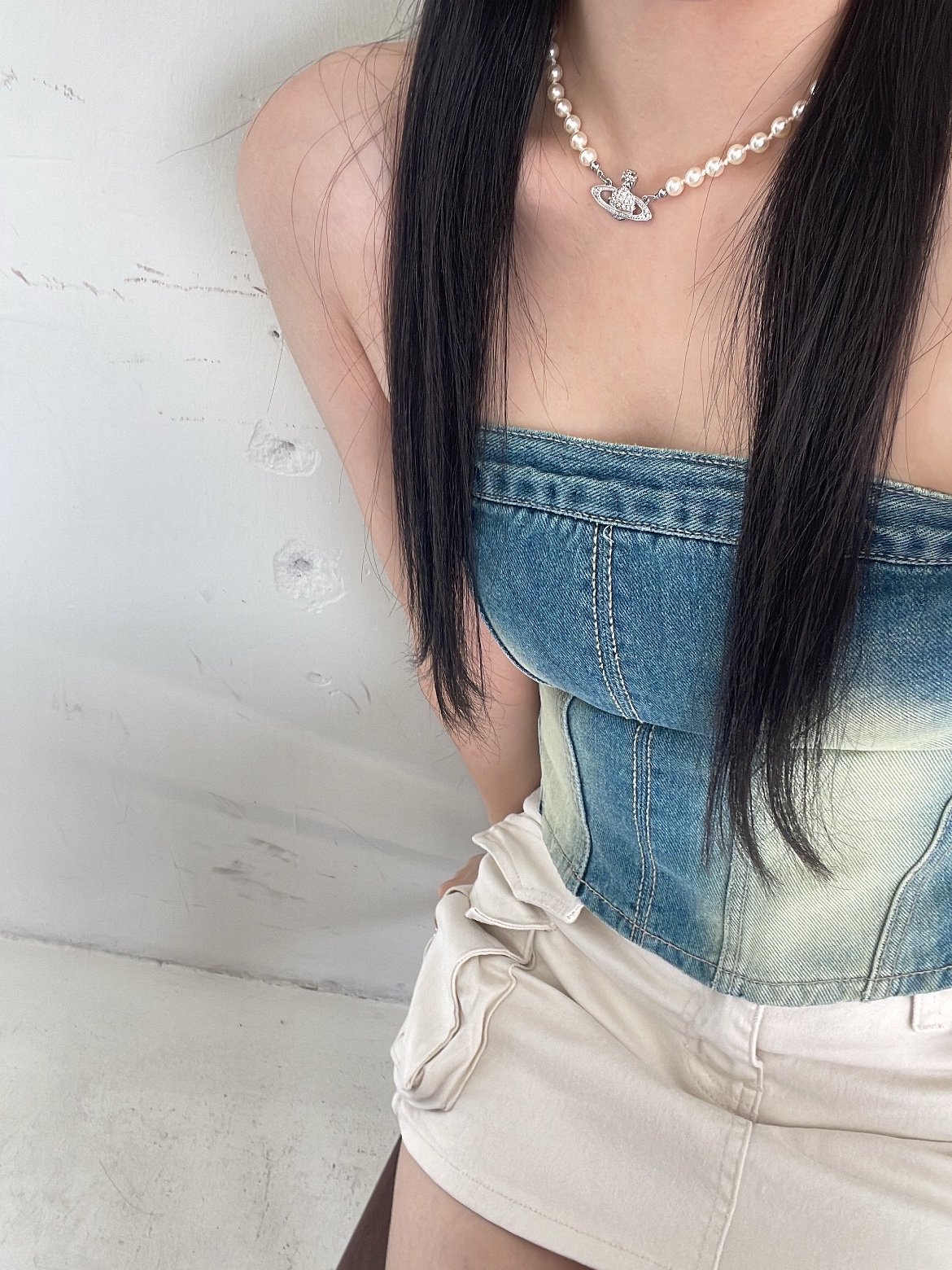 Vivienne Westwood Mini Bas Relief Choker Silver, Dior Saddle Bag Blue Dior Oblique Jacquard 착용 스타일 - 4