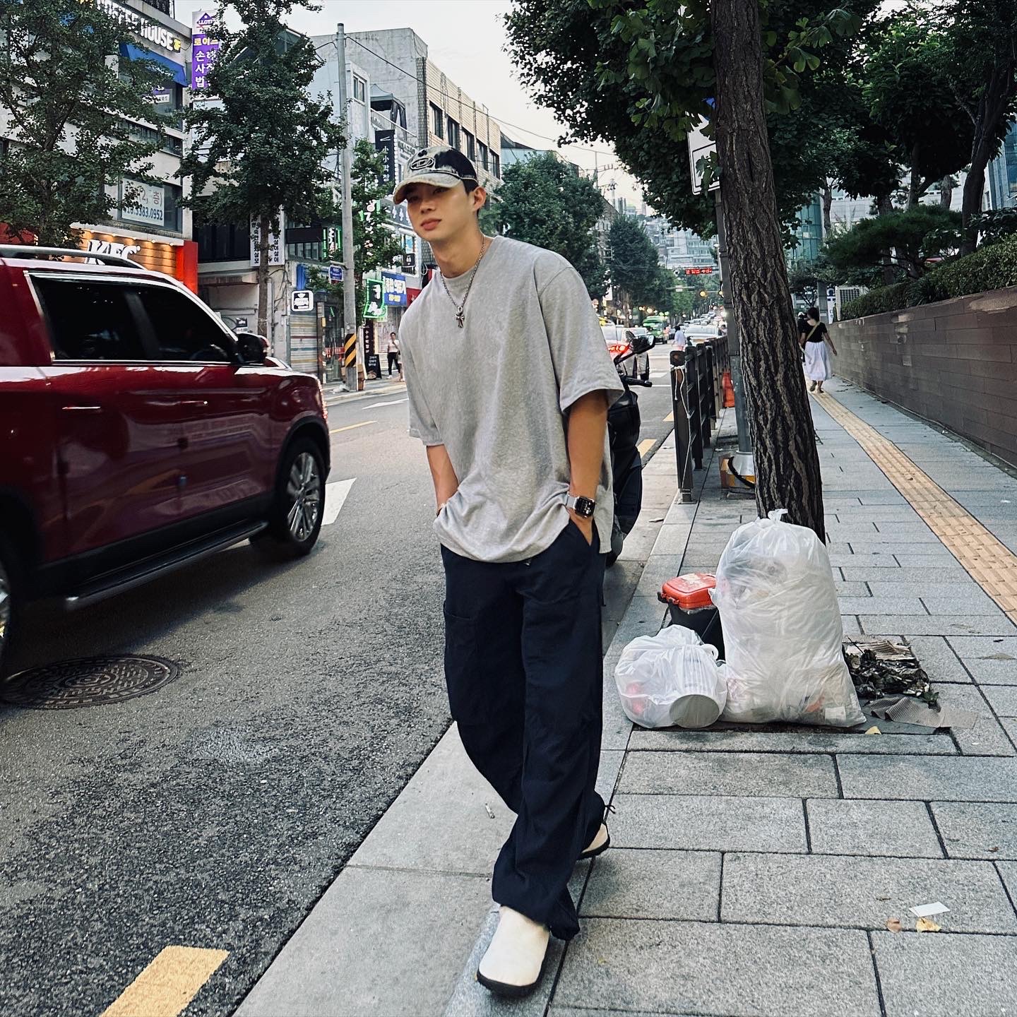 Diesel C-Seymon Treated Denim Baseball Cap Blue White 착용 스타일 - 1