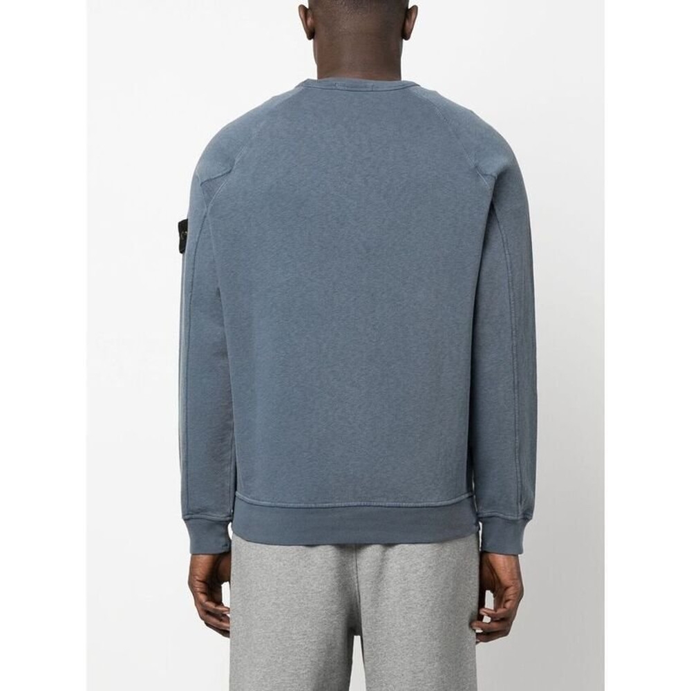 Stone Island 66360 Old Treatment Crewneck Sweatshirt Avio Blue - 23SS 착용 스타일 - 2
