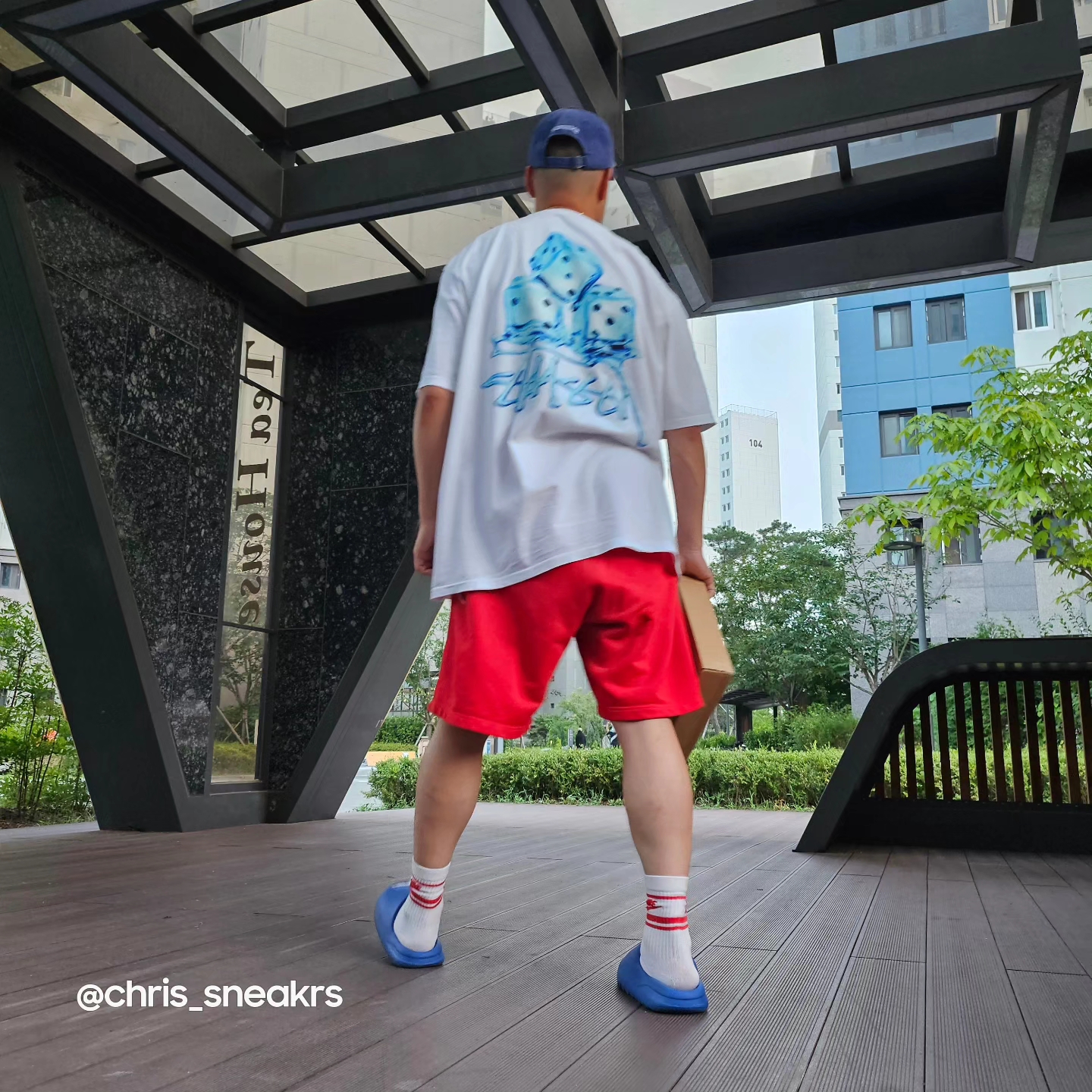 Supreme Pigment Canvas S Logo 6-Panel Navy - 23SS, Stussy Melted T-Shirt White 착용 스타일 - 3