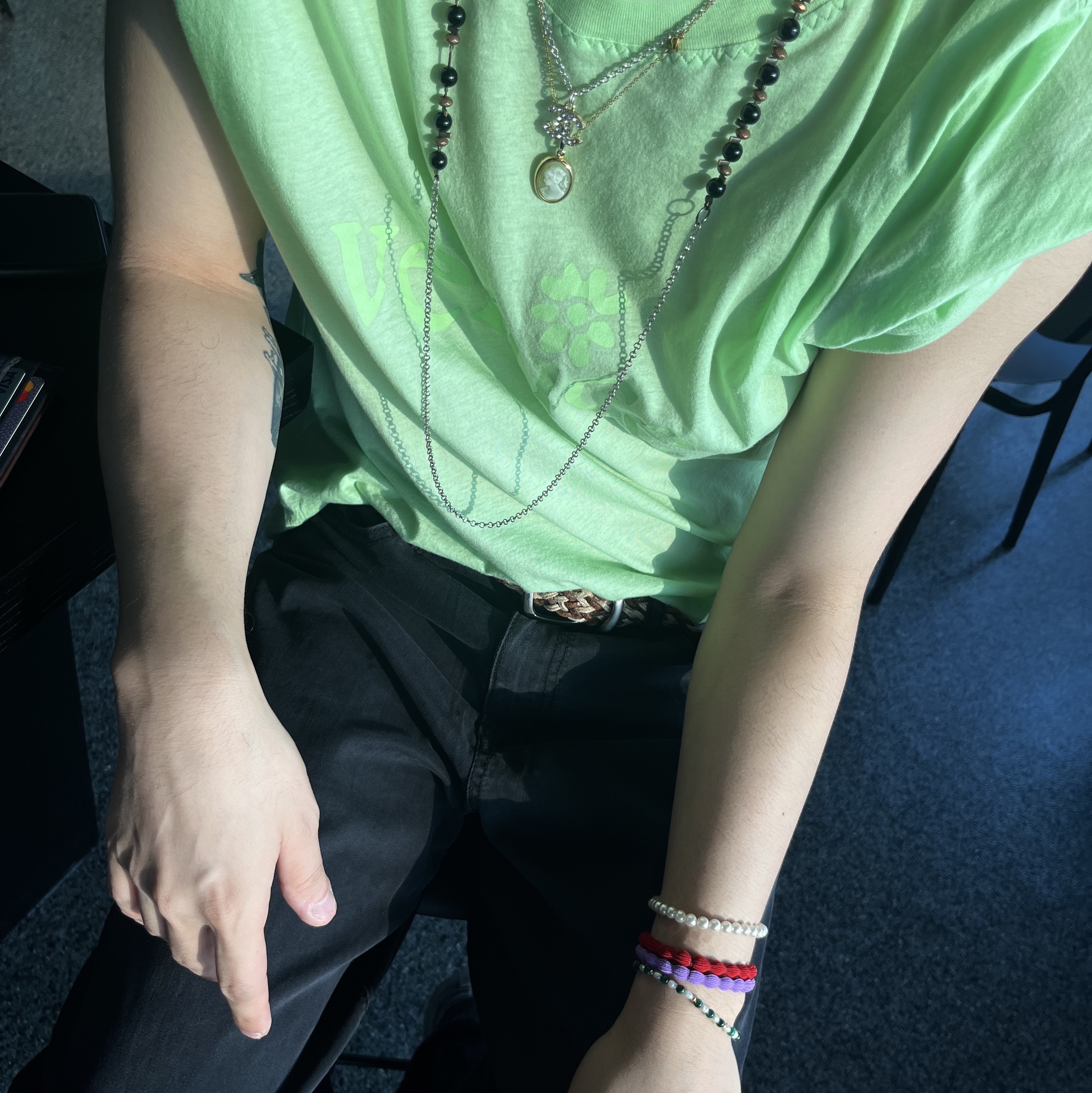 Maison Mihara Yasuhiro Peterson OG Sole Over Dyed Low-top Sneakers Black 착용 스타일 - 3