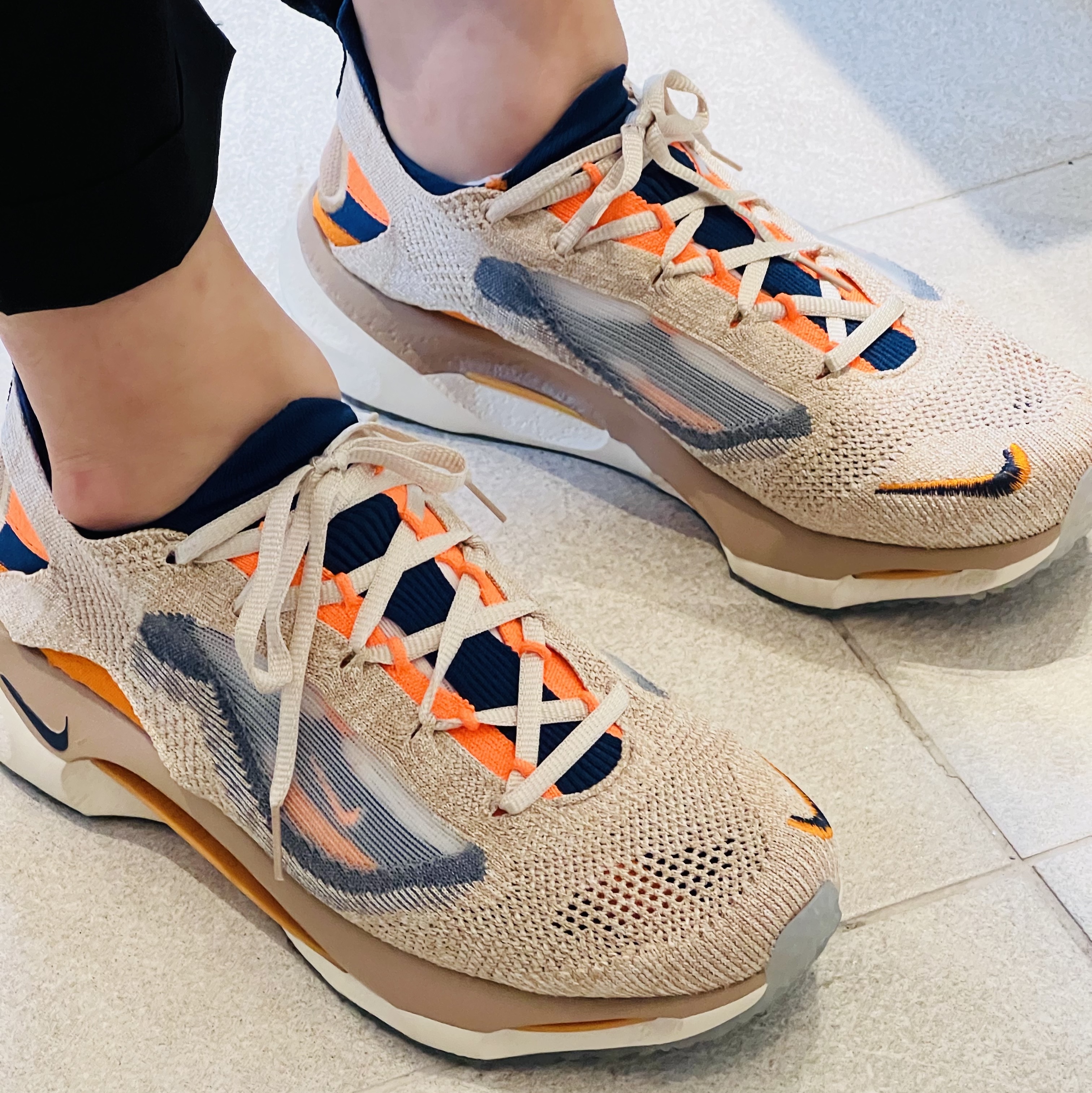 Nike Spark Flyknit Hemp Total Orange 착용 스타일