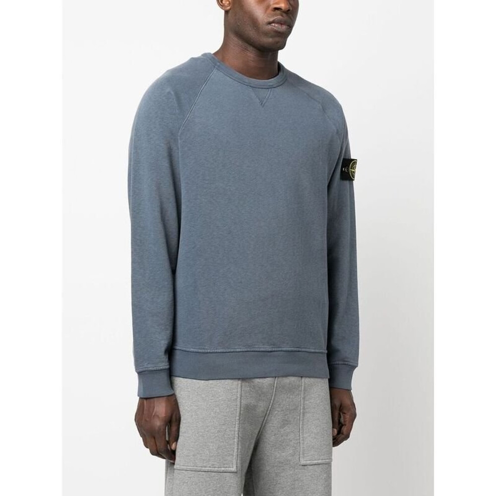 Stone Island 66360 Old Treatment Crewneck Sweatshirt Avio Blue - 23SS 착용 스타일 - 3