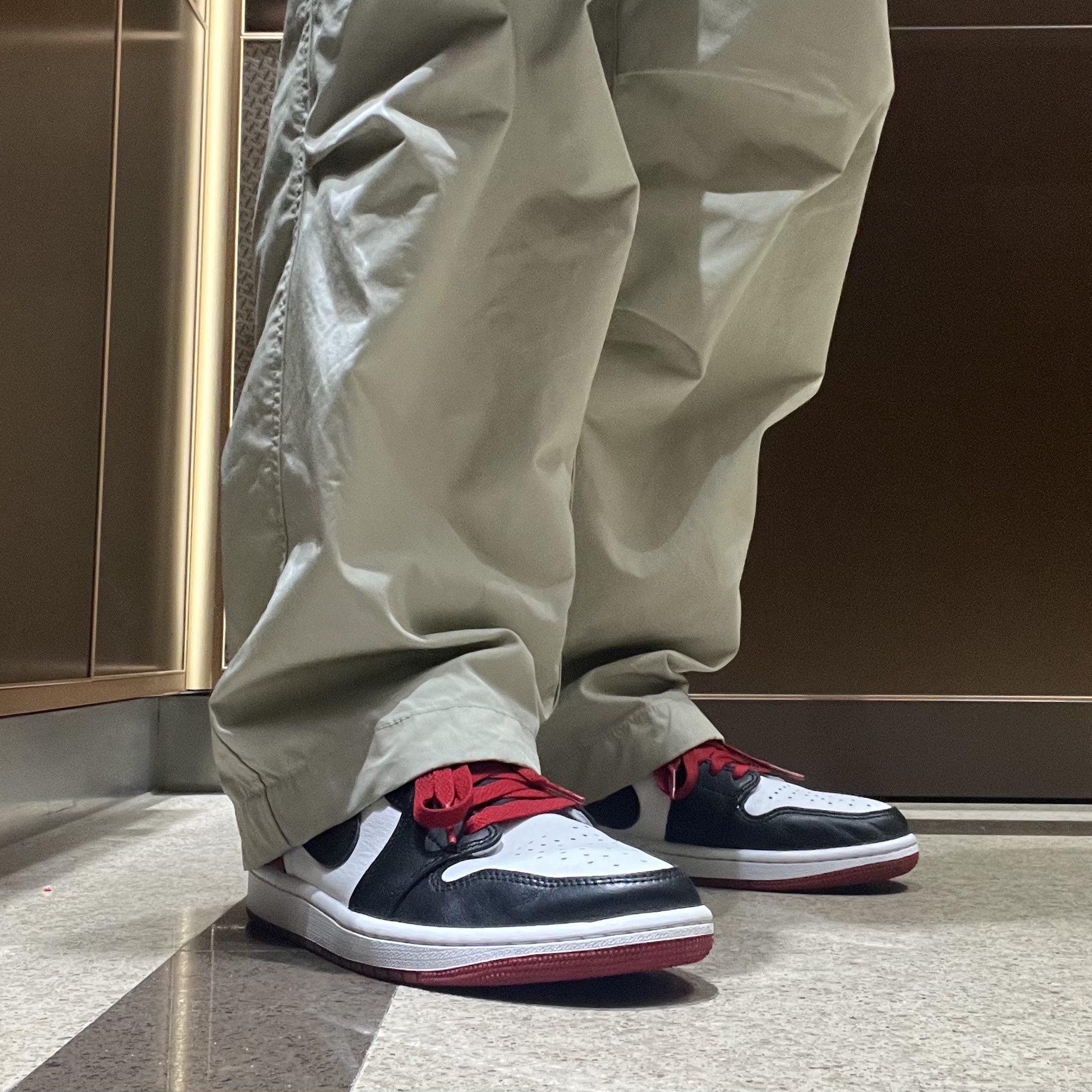 Jordan 1 Retro Low OG Black Toe 착용 스타일