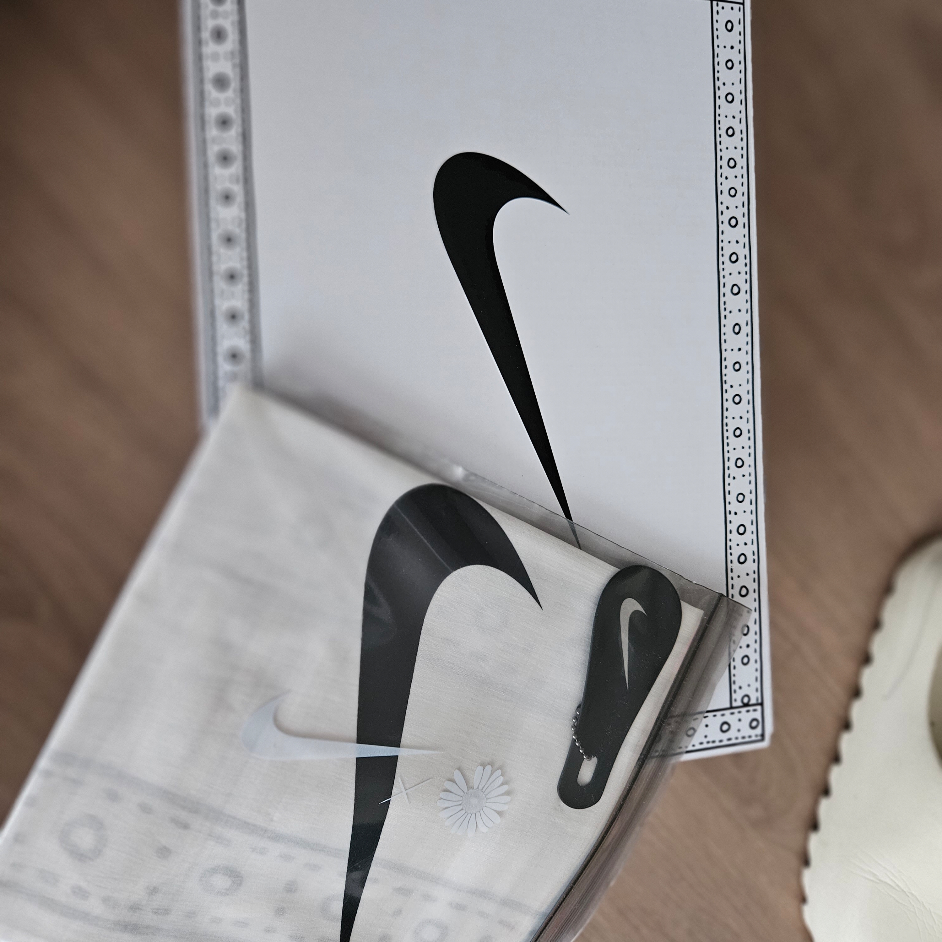 Nike x Peaceminusone Kwondo1 Black and White 착용 스타일