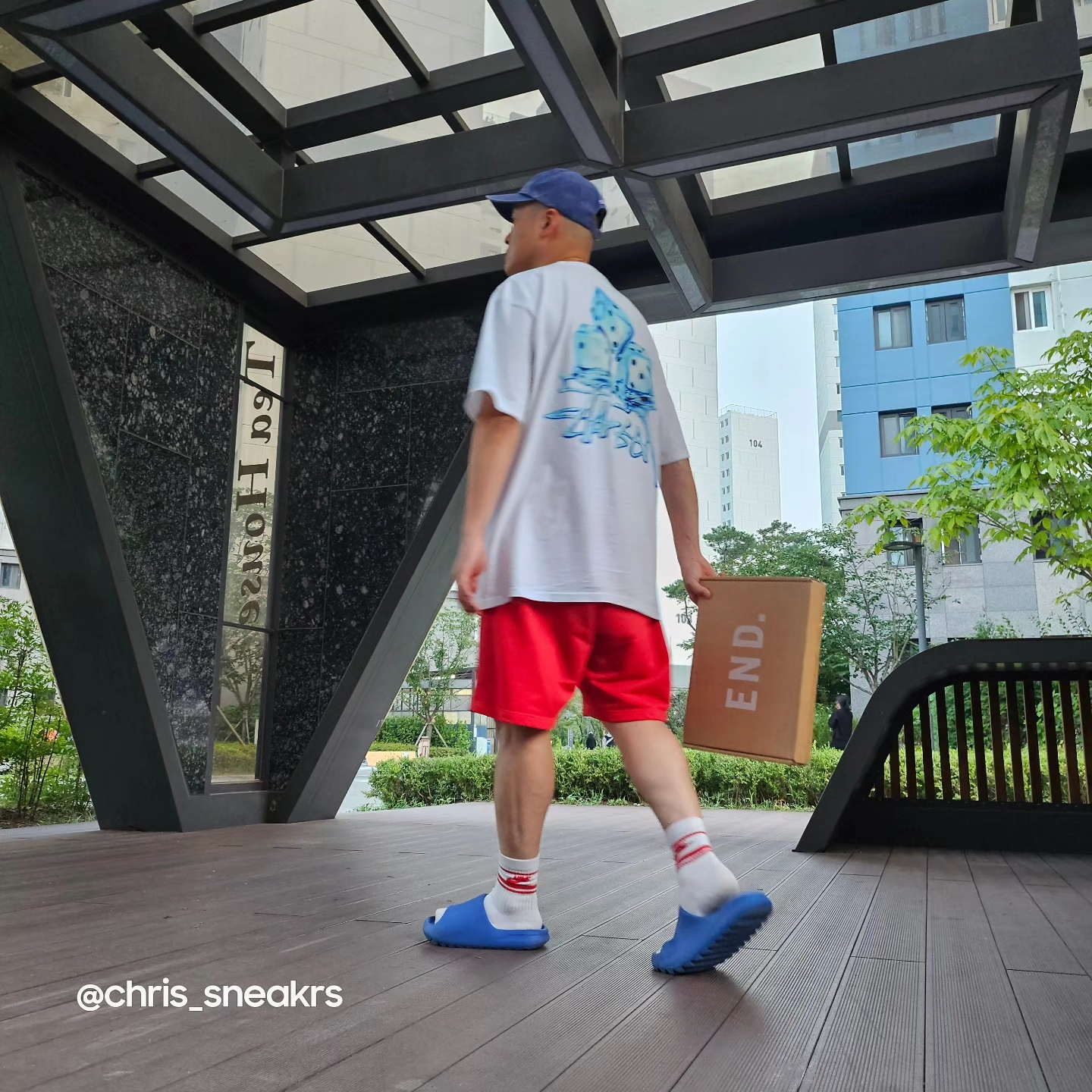 Supreme Pigment Canvas S Logo 6-Panel Navy - 23SS, Stussy Melted T-Shirt White 착용 스타일 - 4