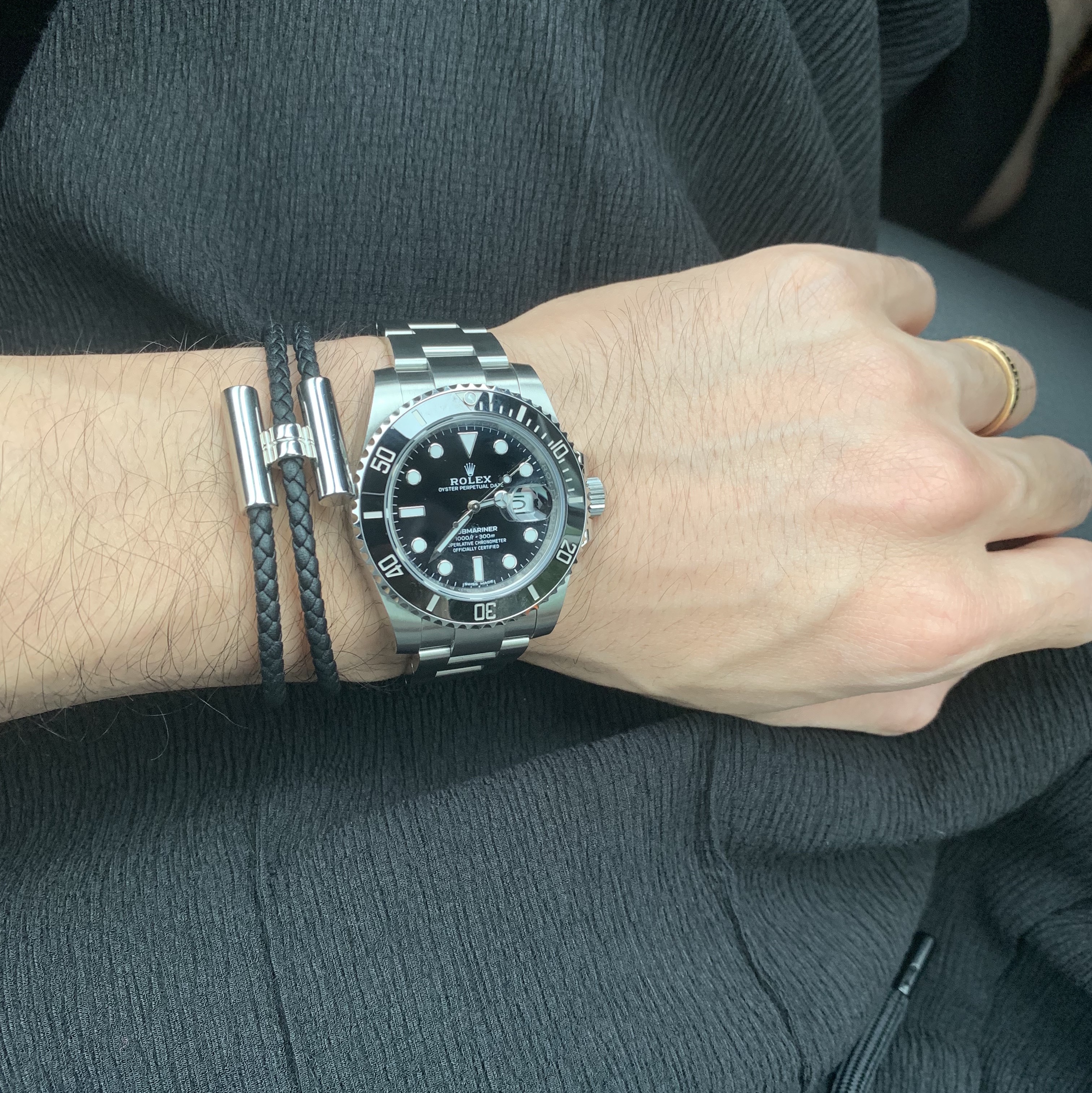 Hermes Tournis Tresse Bracelet Swift Calfskin Palladium & Noir 착용 스타일