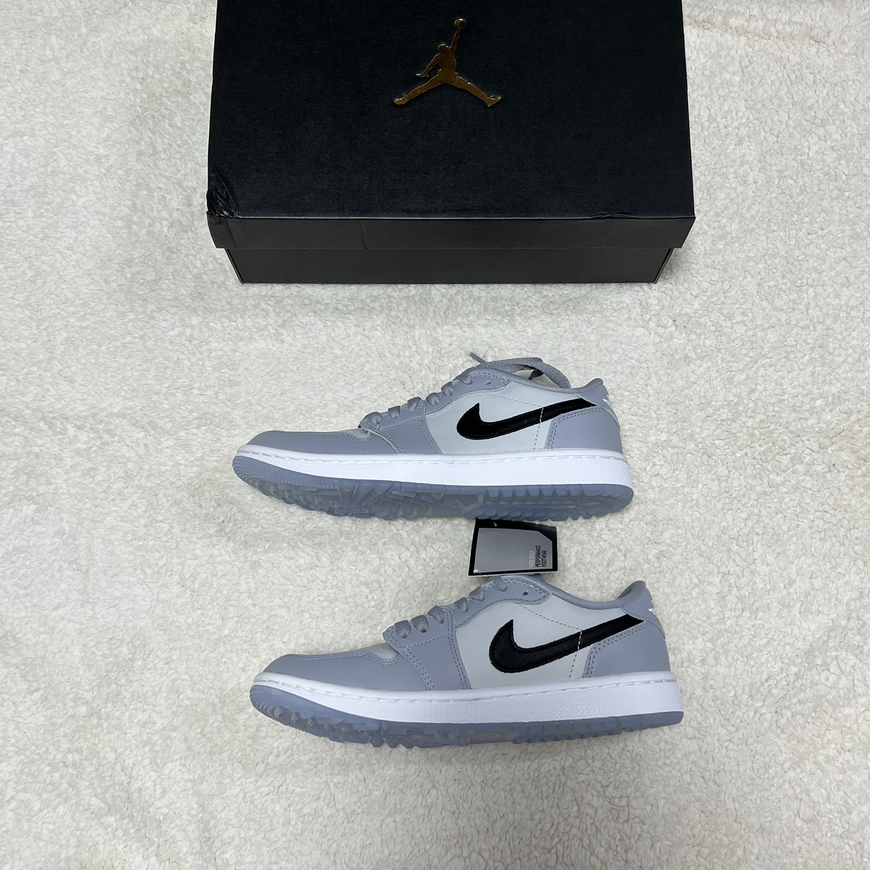 Jordan 1 Low Golf Wolf Grey 착용 스타일